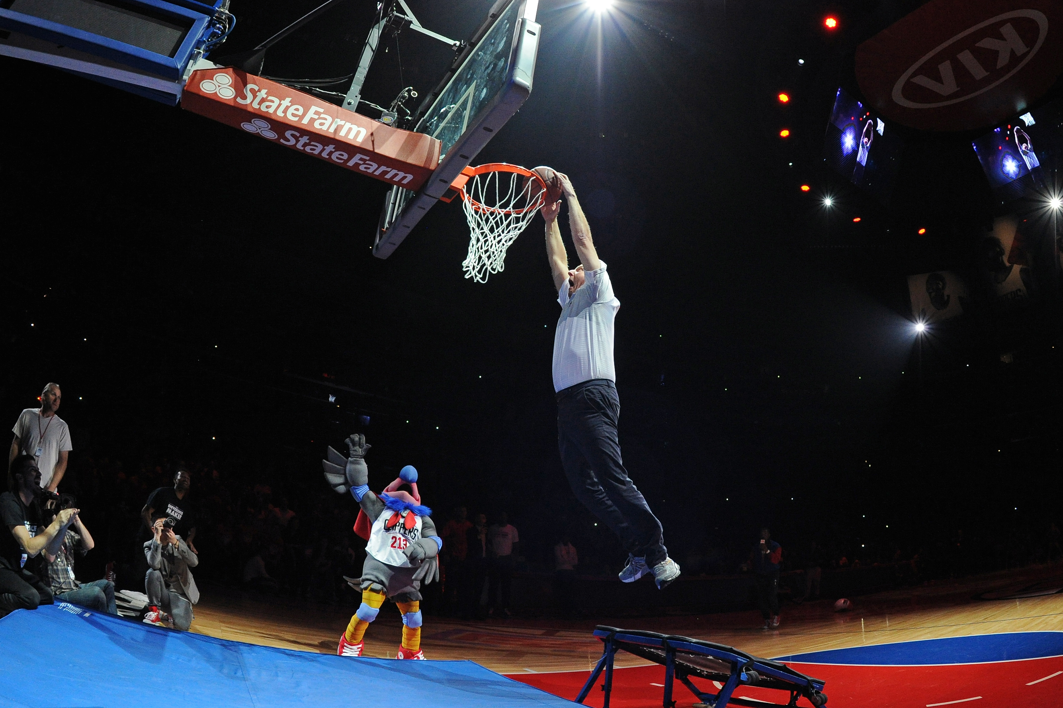 Los Angeles Clippers owner Steve Ballmer dunks during halftime of the game against the Brooklyn Nets at STAPLES Center on Feb. 29, 2016 in Los Angeles, California. (Andrew D. Bernstein&mdash;NBAE/Getty Images)
