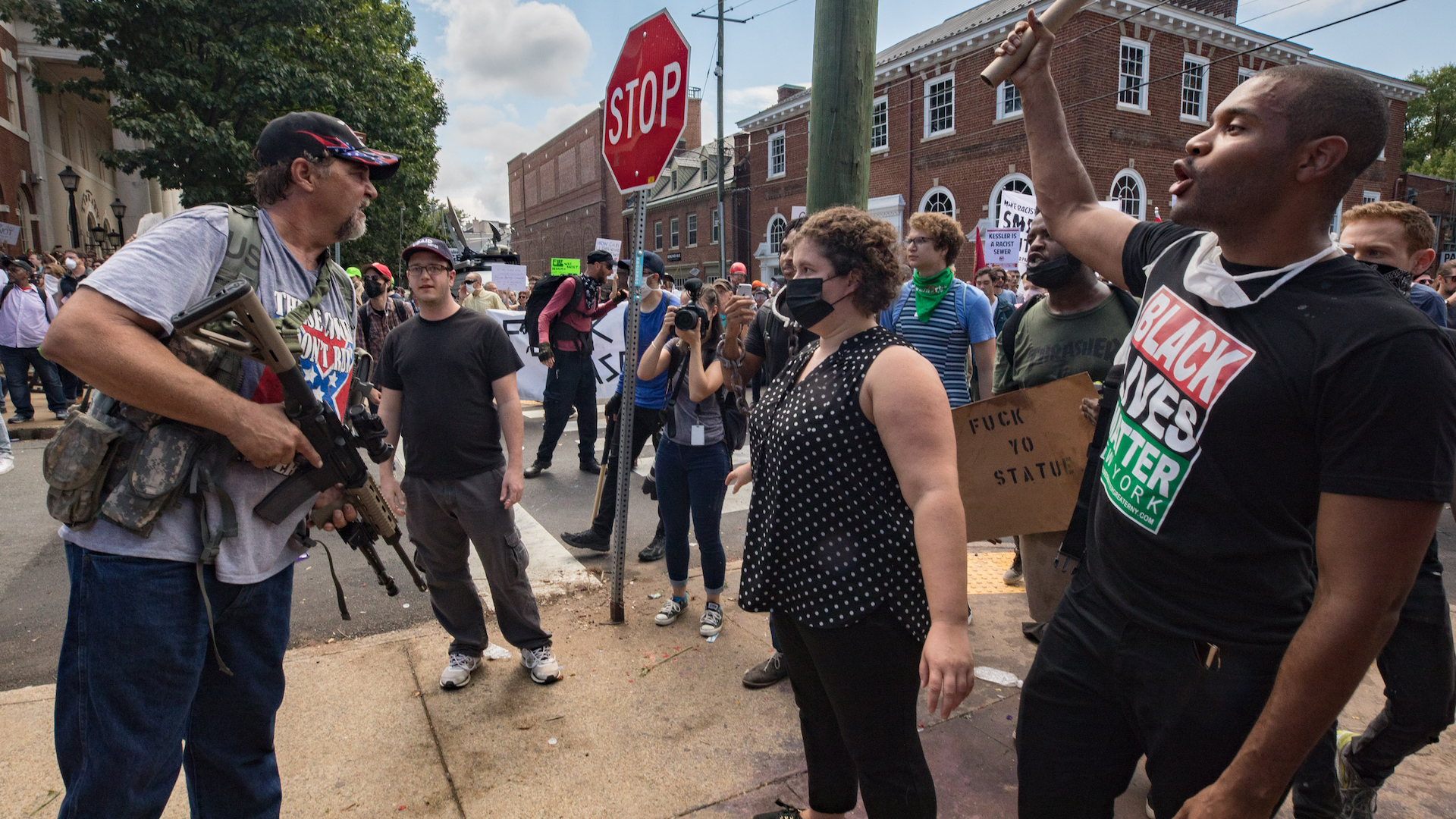 Clashes at the Unite the Right rally in Charlottesville, VA, August 12, 2017. (Evelyn Hockstein&mdash;The Washington Post/Getty Images)