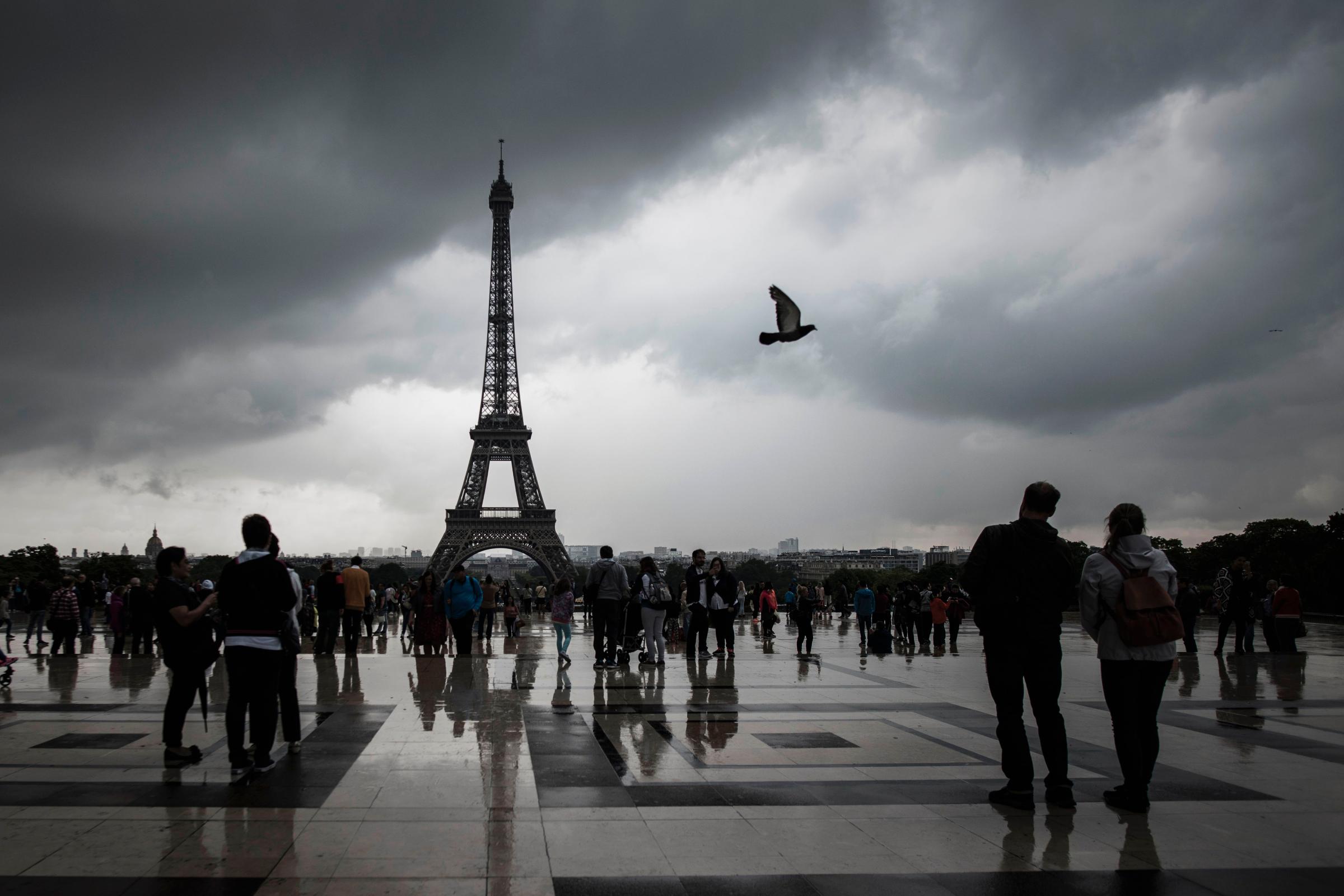 FRANCE-LIFESTYLE-LEISURE-TOURISM-WEATHER