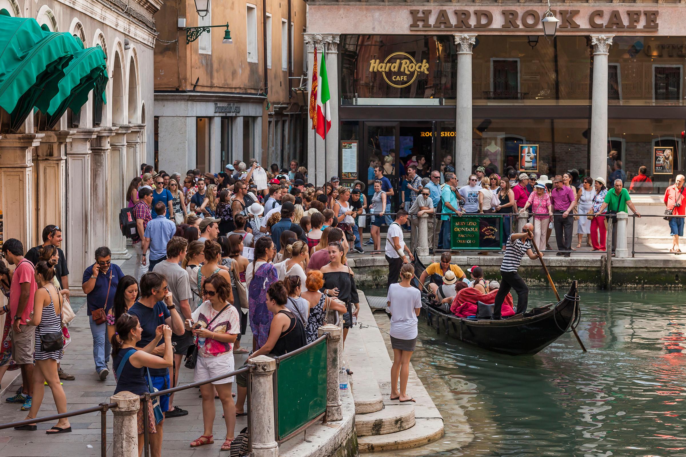 Venice's Unsustainable Tourism