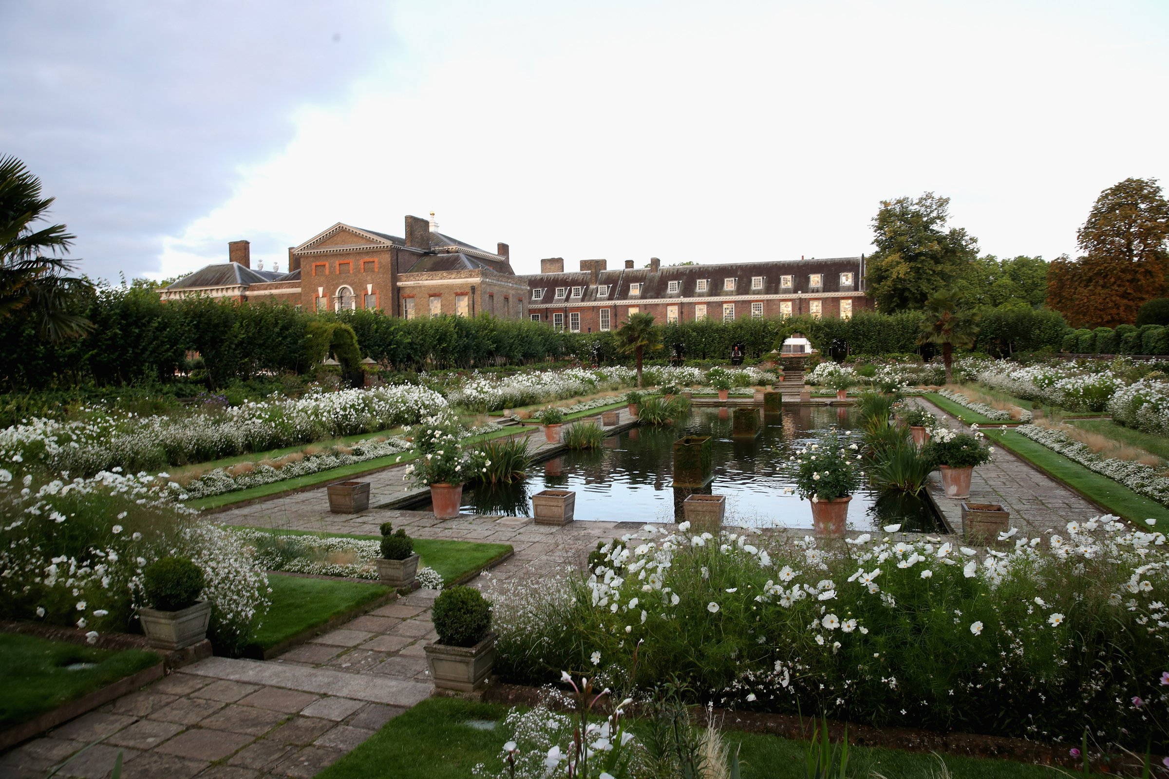 Diana Memorial Garden At Kensington Palace