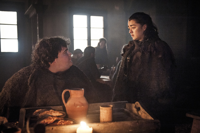 Ben Hawkey and Maisie Williams in <em>Game of Thrones</em> (Helen Sloan—HBO.)