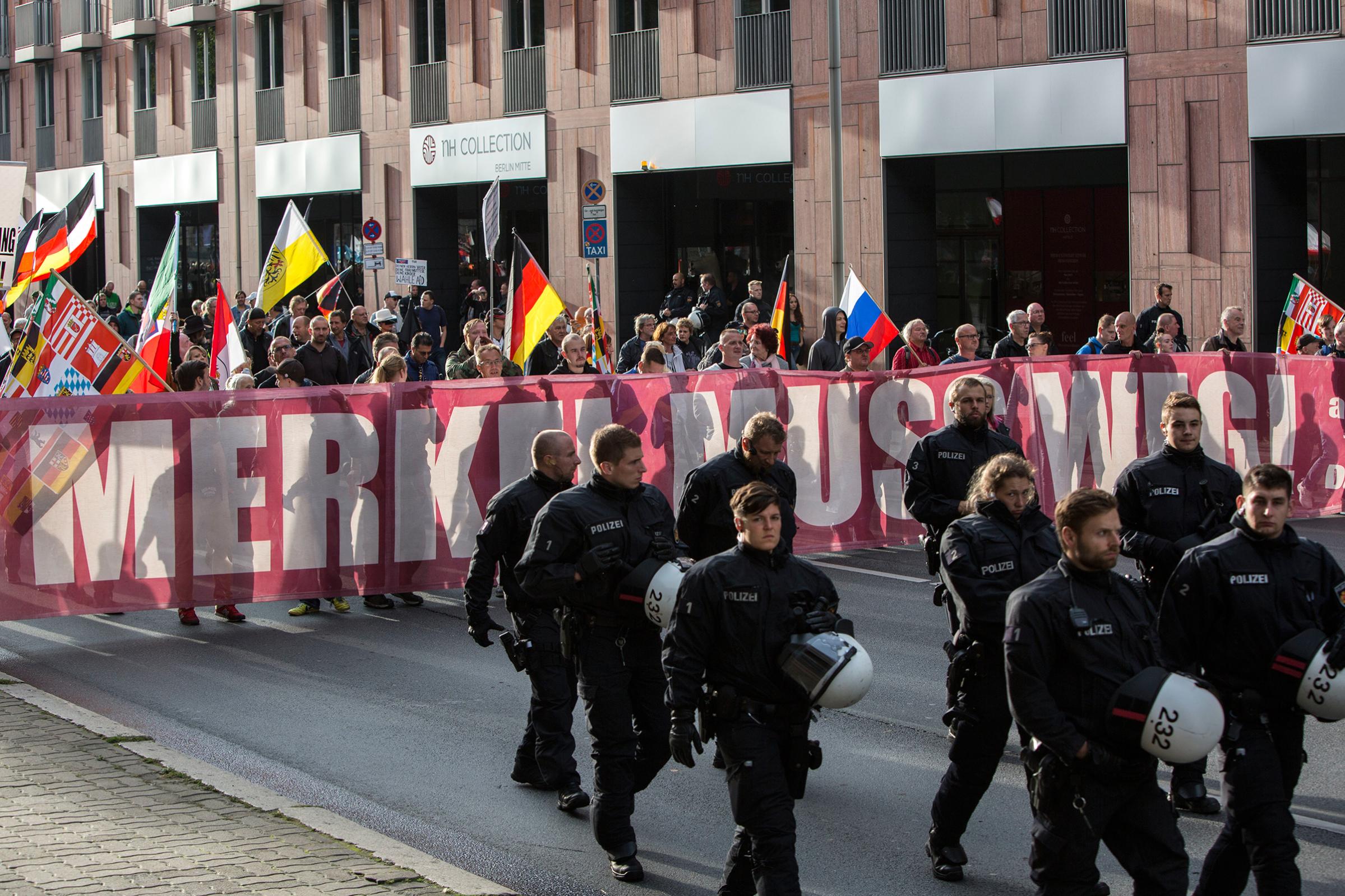 About 400 participants marched through Berlin's Mitte district as part of the seventh (and last) demonstration under the title "Merkel Muss Weg" (Merkel must go), on Sept. 9, 2017.