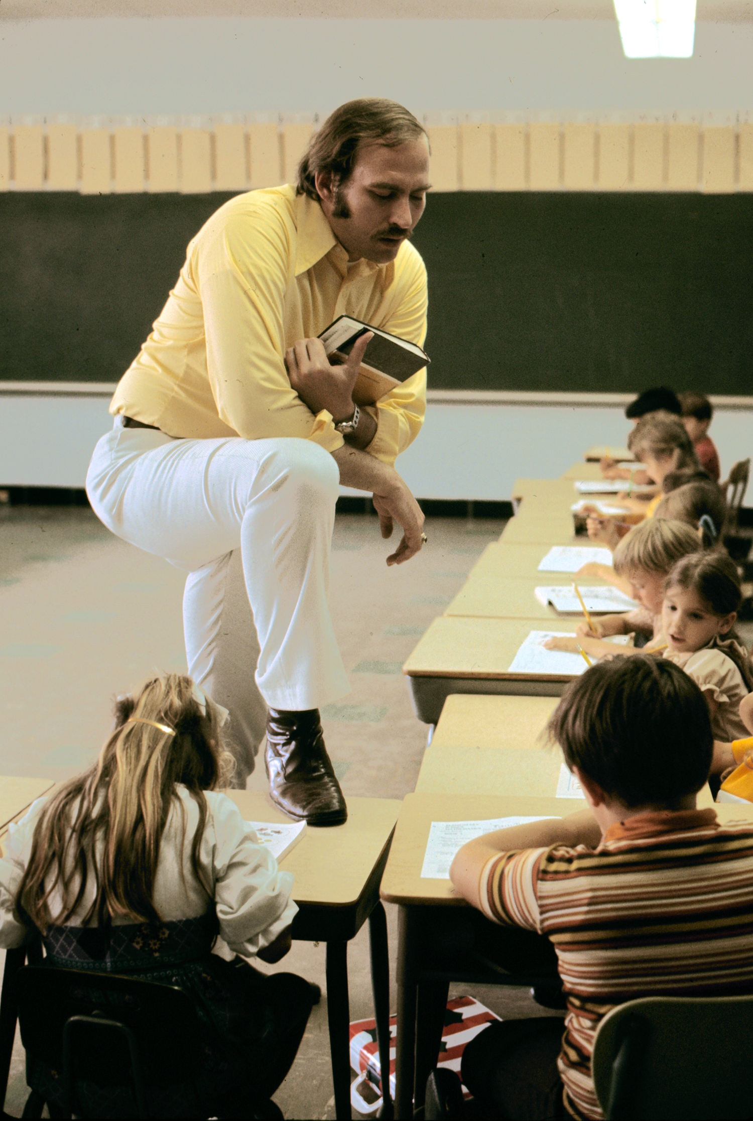 Male first grade teacher, Bill L'Orange as Calumet School in Chicago, 1972.