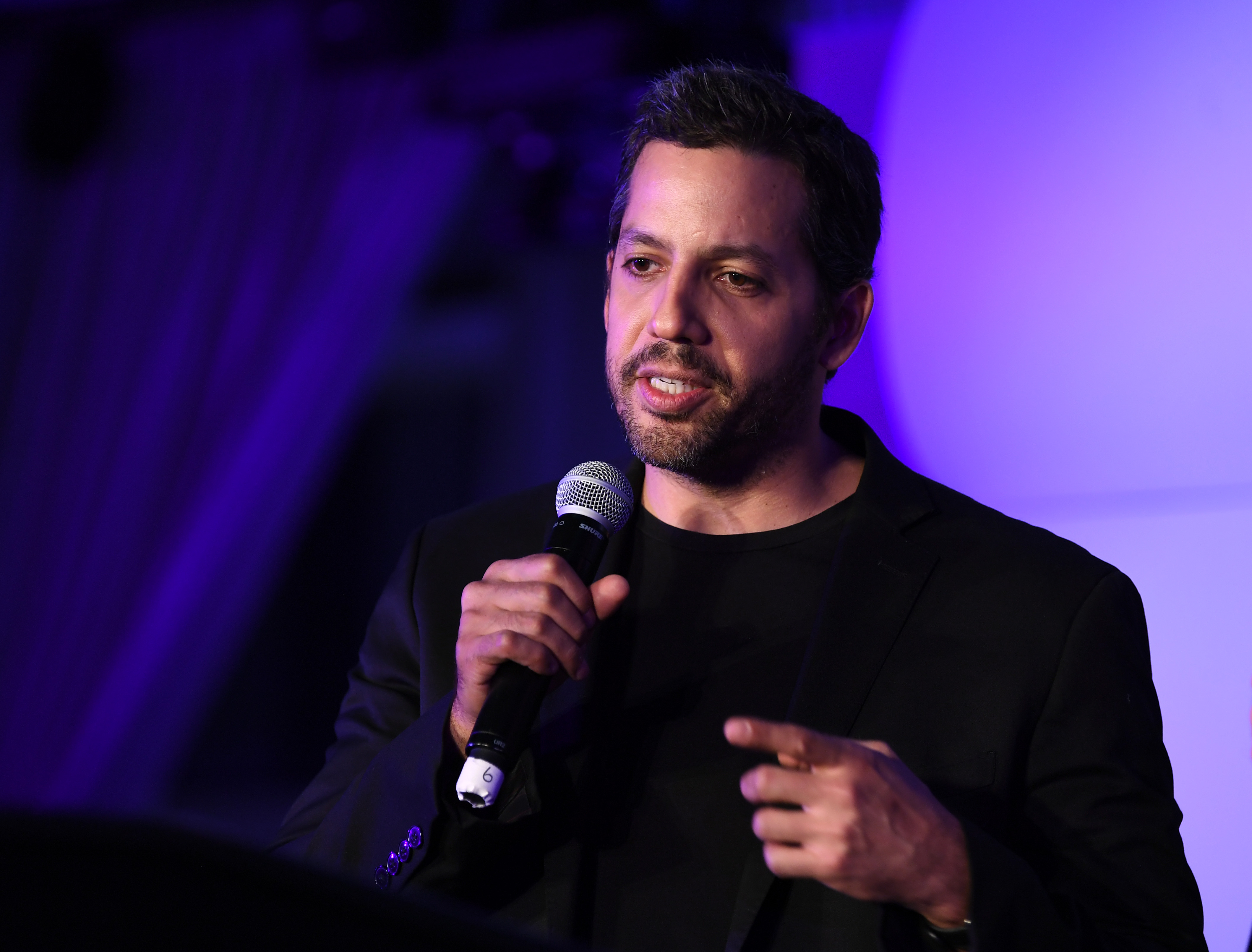 Magician David Blaine speaks during Genius Gala 6.0 at Liberty Science Center in Jersey City, New Jersey, on May 5, 2017. (Dave Kotinsky—Liberty Science Center/Getty Images)
