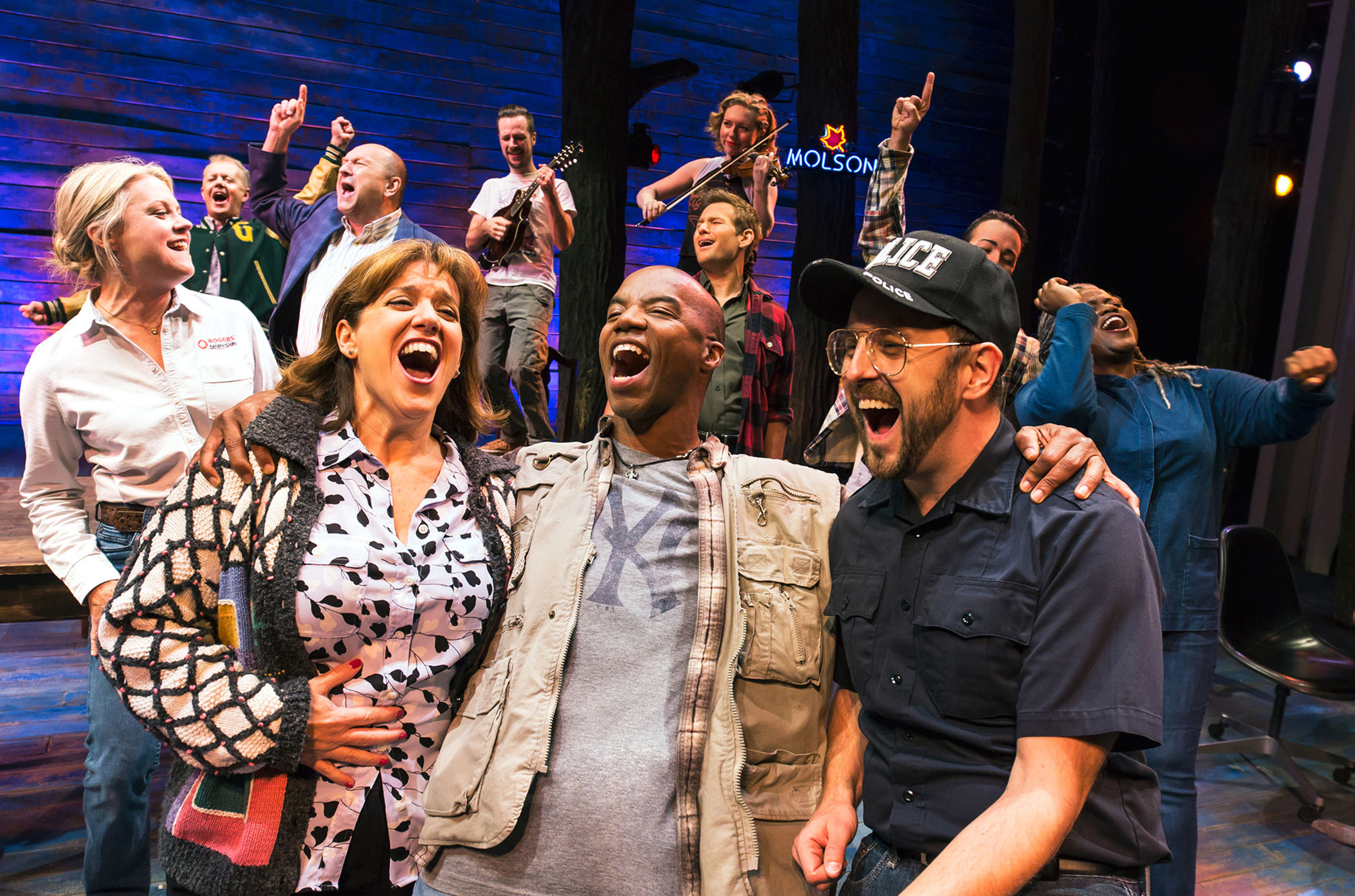 The cast of Come From Away (Matthew Murphy)