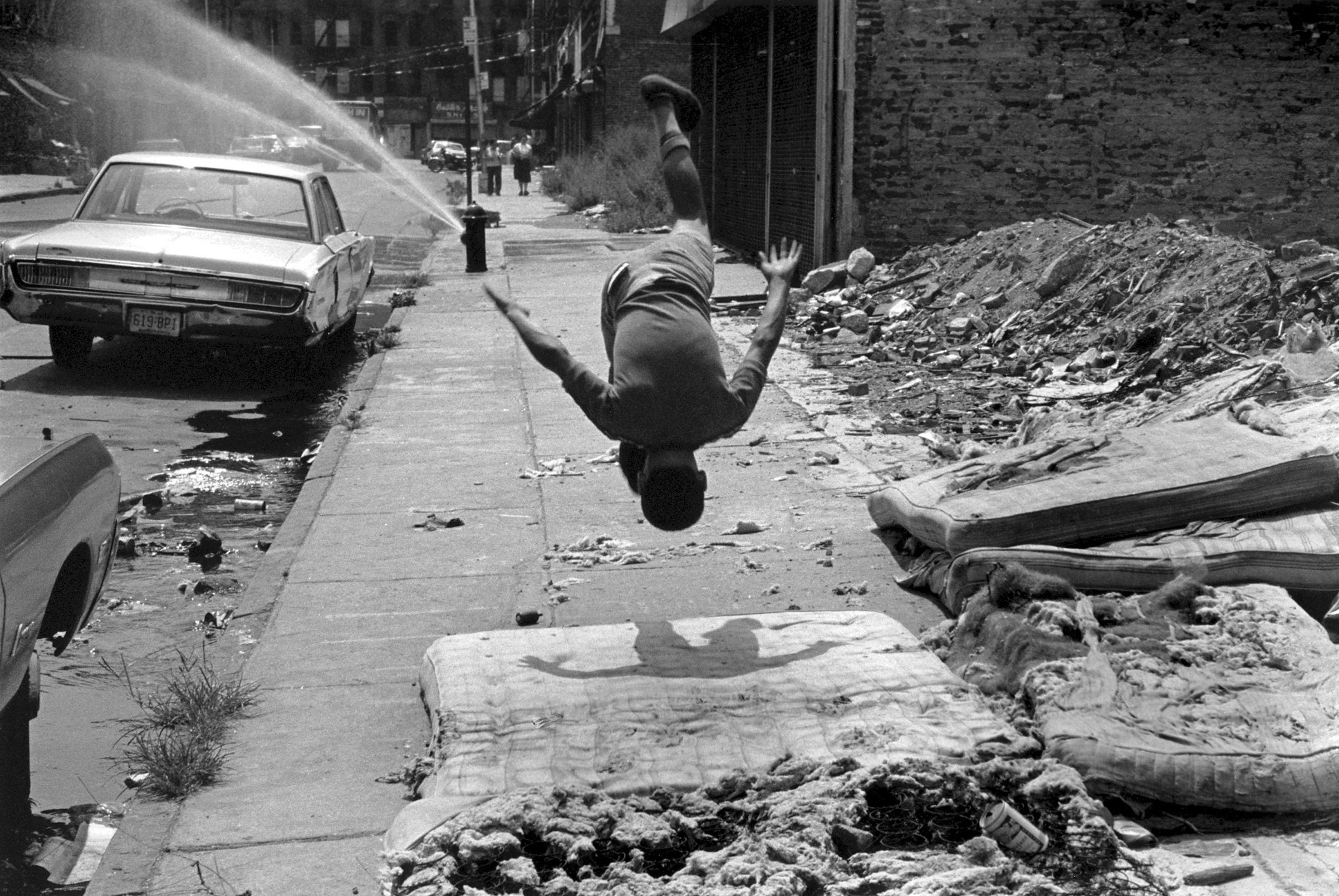 Bronx, NY: : Bathgate Avenue ca. 1976 -1983. (Mel Rosenthal—The Image Works)
