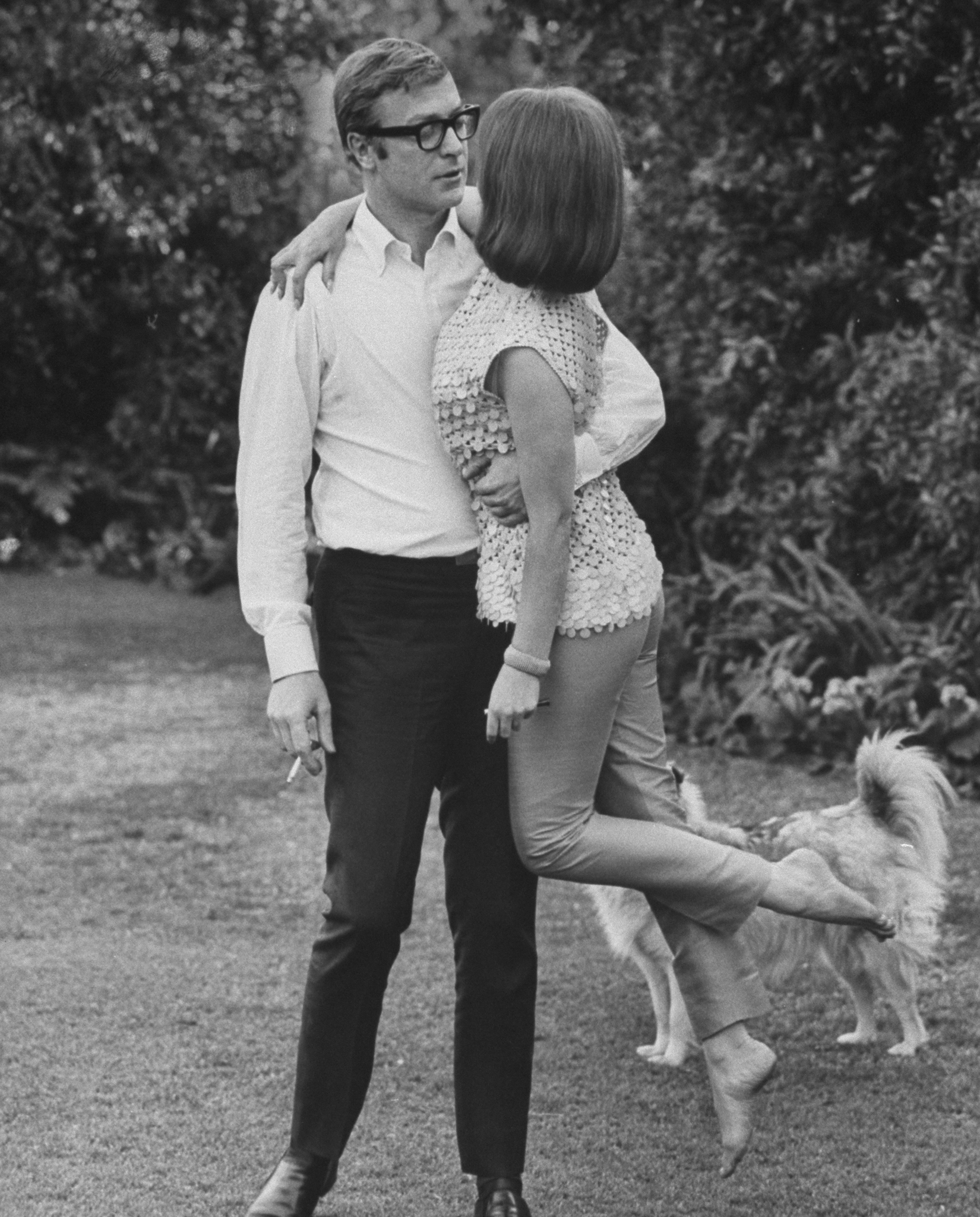British actor Michael Caine with Natalie Wood in 1966, in one of the many photos that have made the rounds online. (Bill Ray—The LIFE Picture Collection/Getty Images)