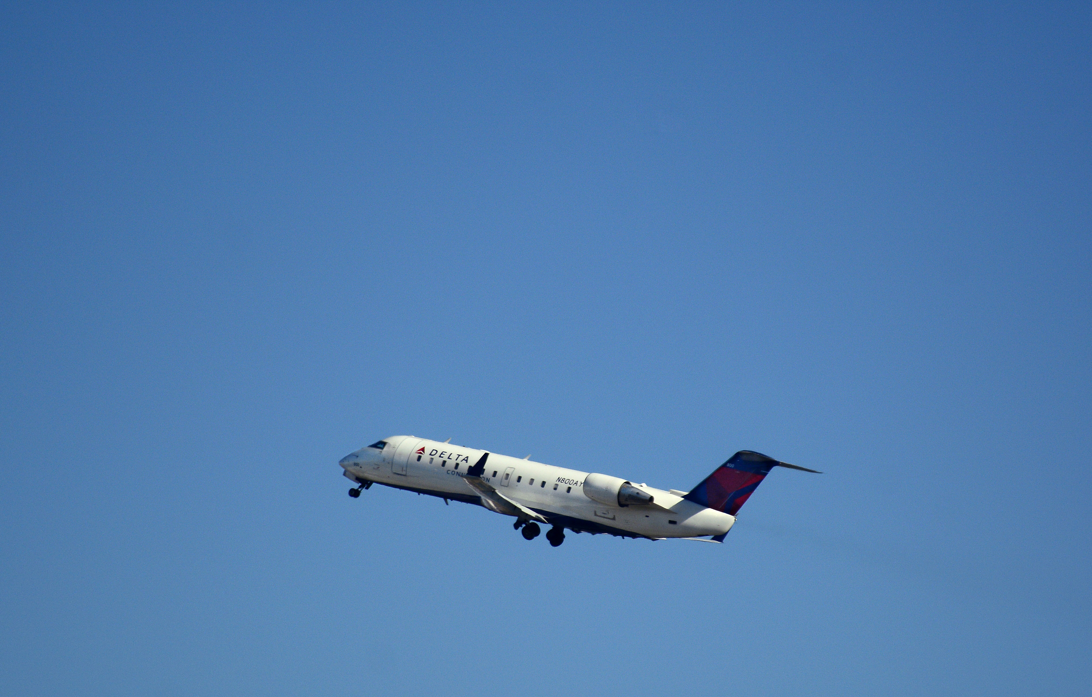 A Delta Connection passenger jet. (Robert Alexander&mdash;Getty Images)
