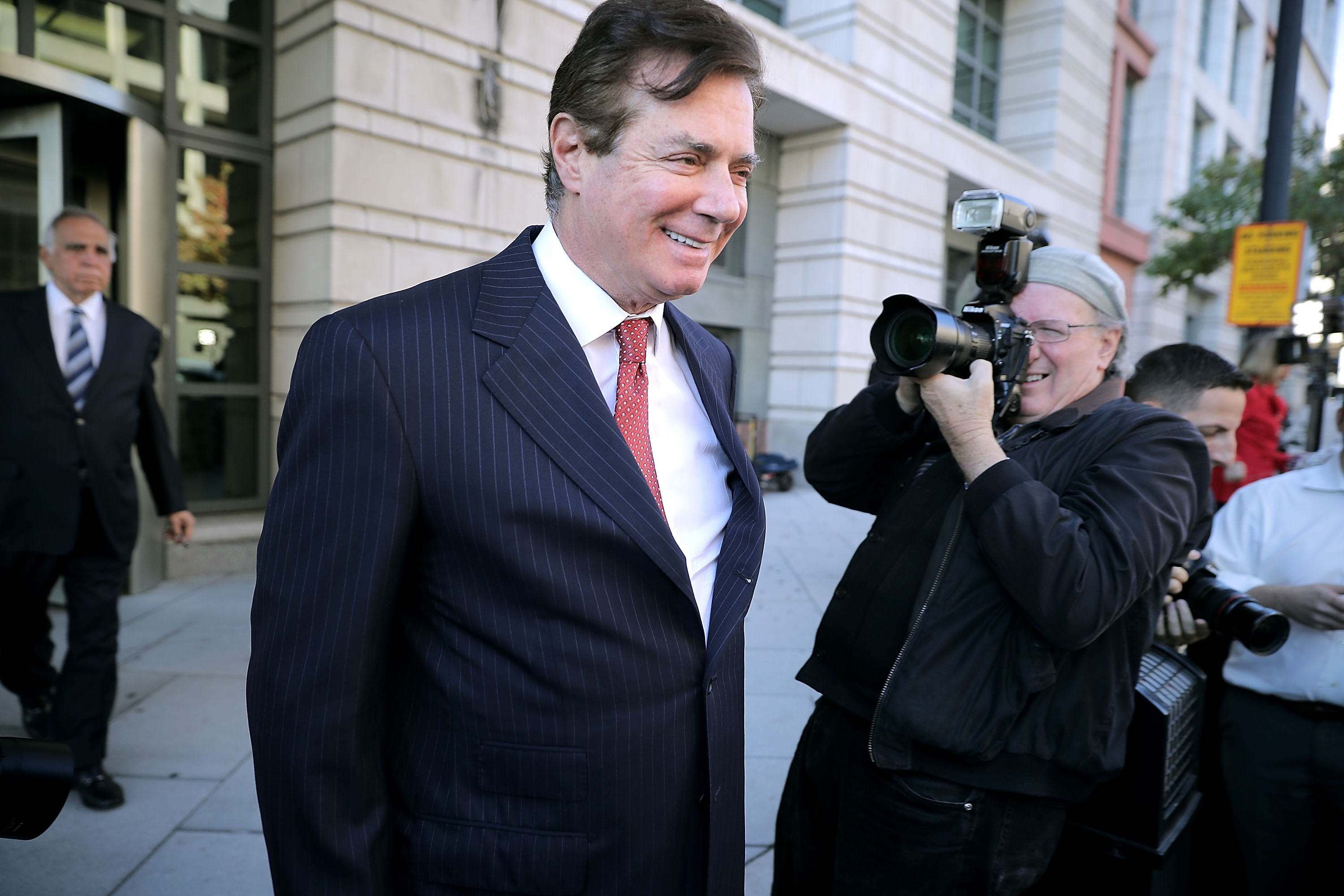 Former Trump campaign manager Paul Manafort leaves the Prettyman Federal Courthouse following a hearing November 2, 2017 in Washington, DC. (Chip Somodevilla—Getty Images)