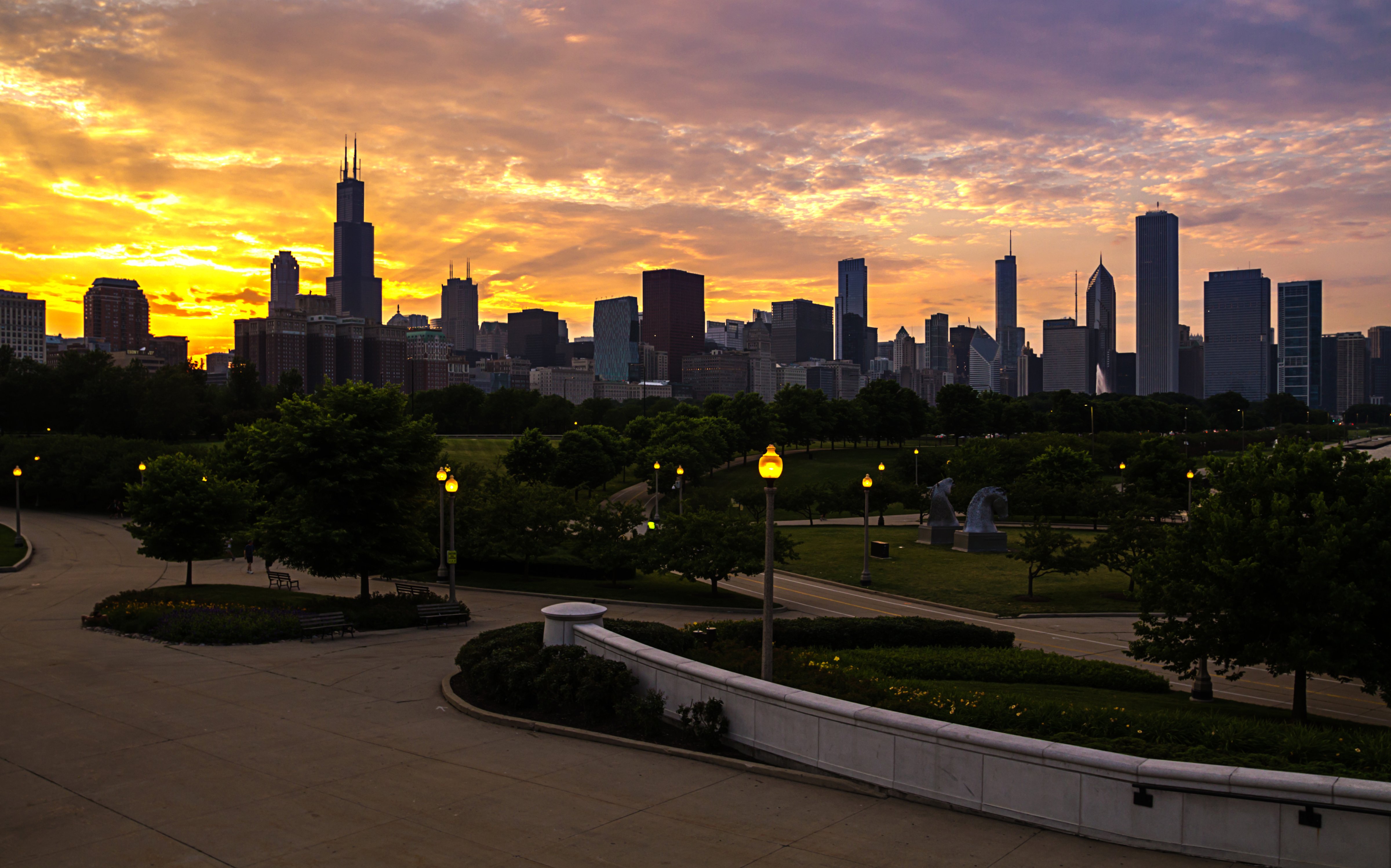Sunset silhouette the Willis Tower and Chicago skyline, viewed from the museum campus. (Carl Larson—Flickr Vision)