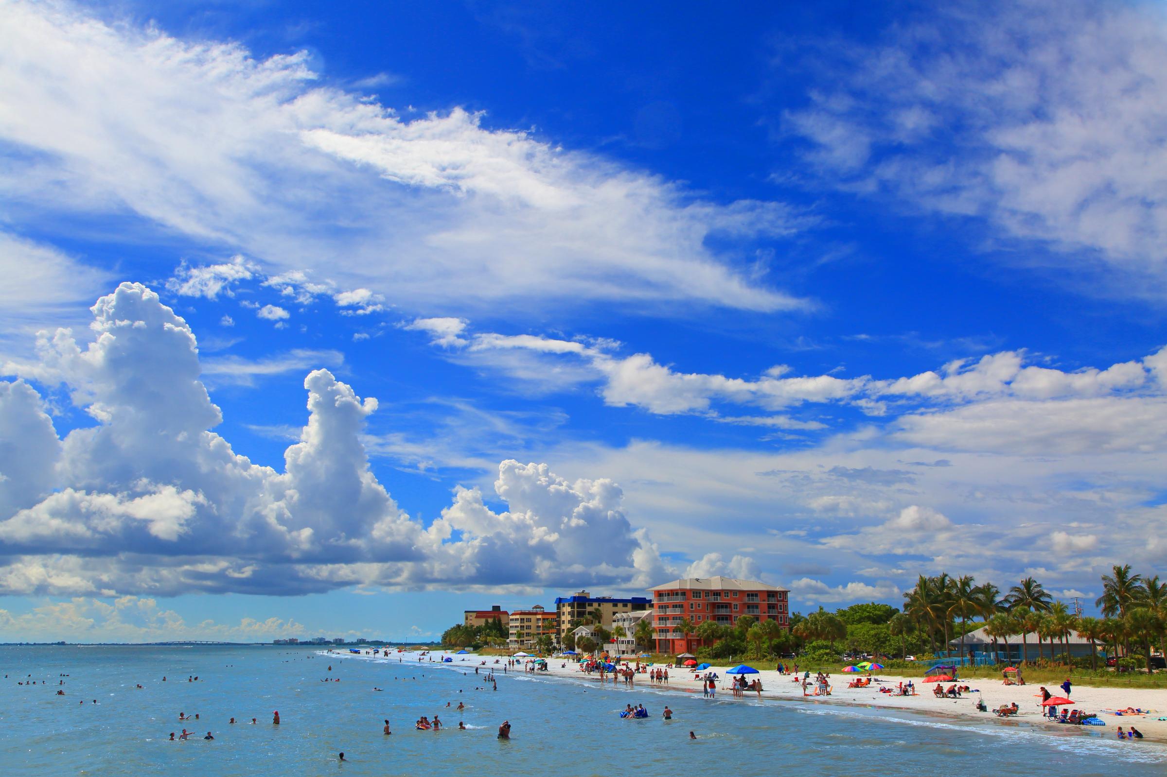 Usa, Florida, Fort Myers Beach.The beach.