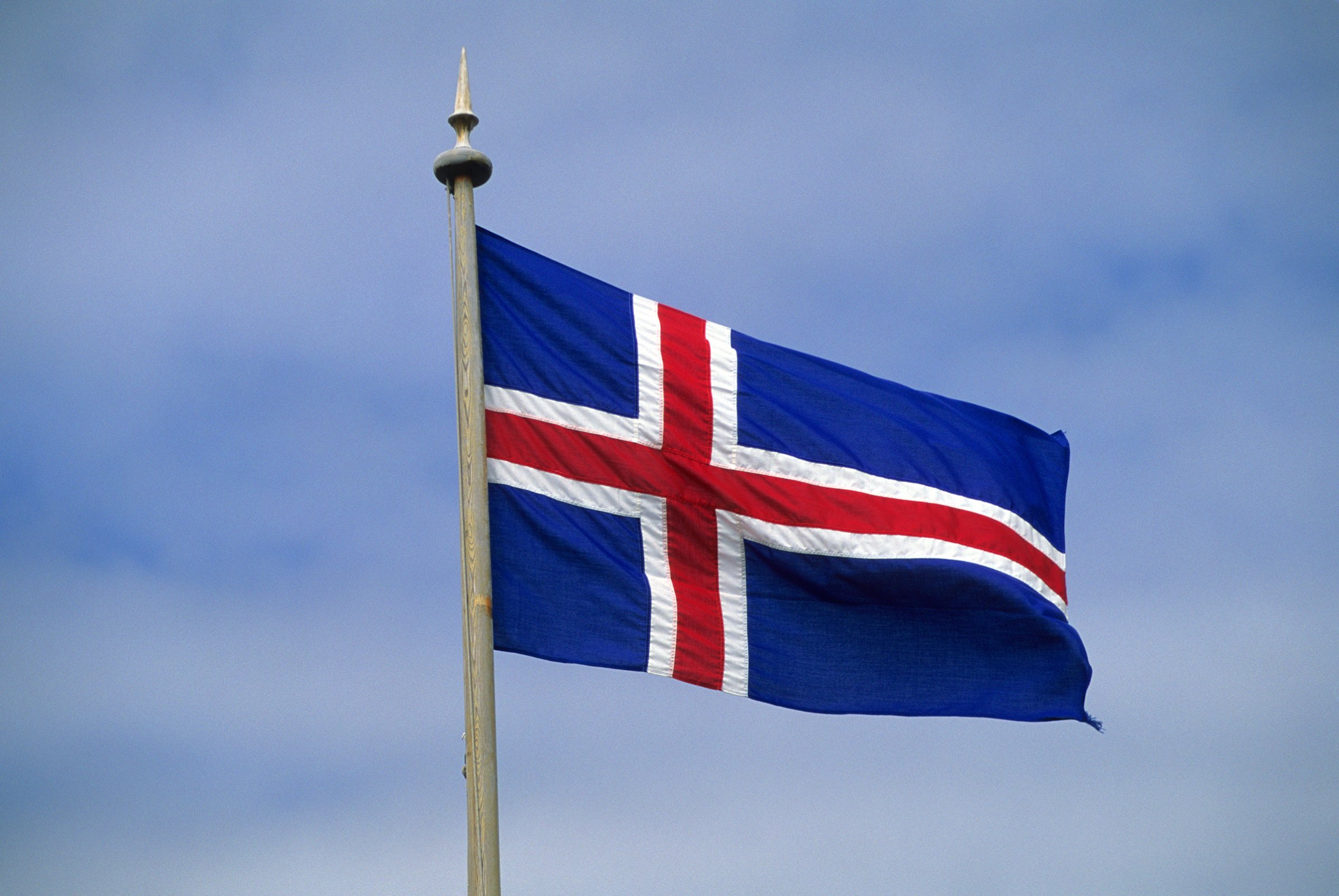 Iceland, iceland-makes-equal-pay-law