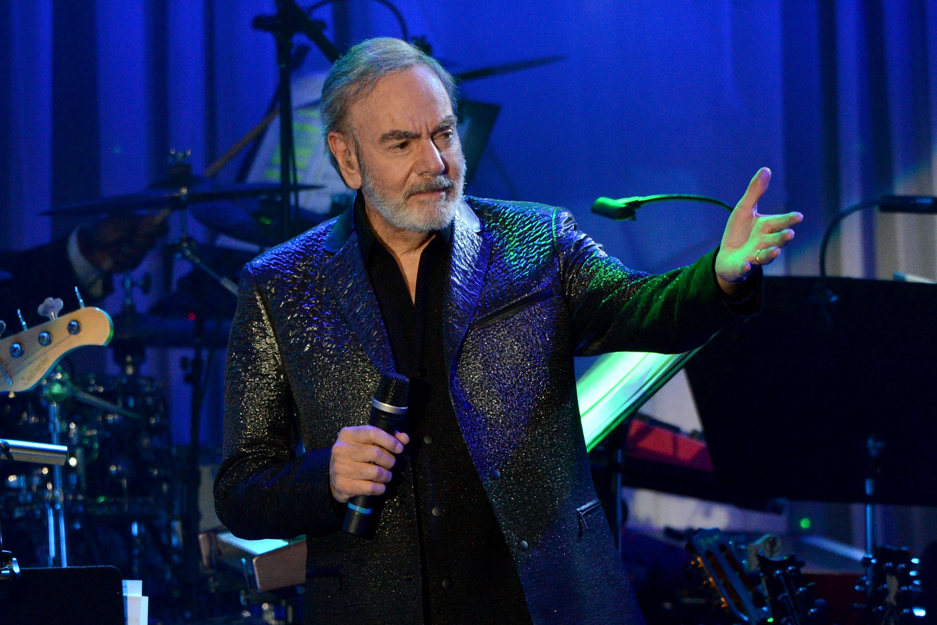 Neil Diamond performs onstage during the 2017 Pre-Grammy Gala and Salute to Industry Icons. (Scott Dudelson—Getty Images)