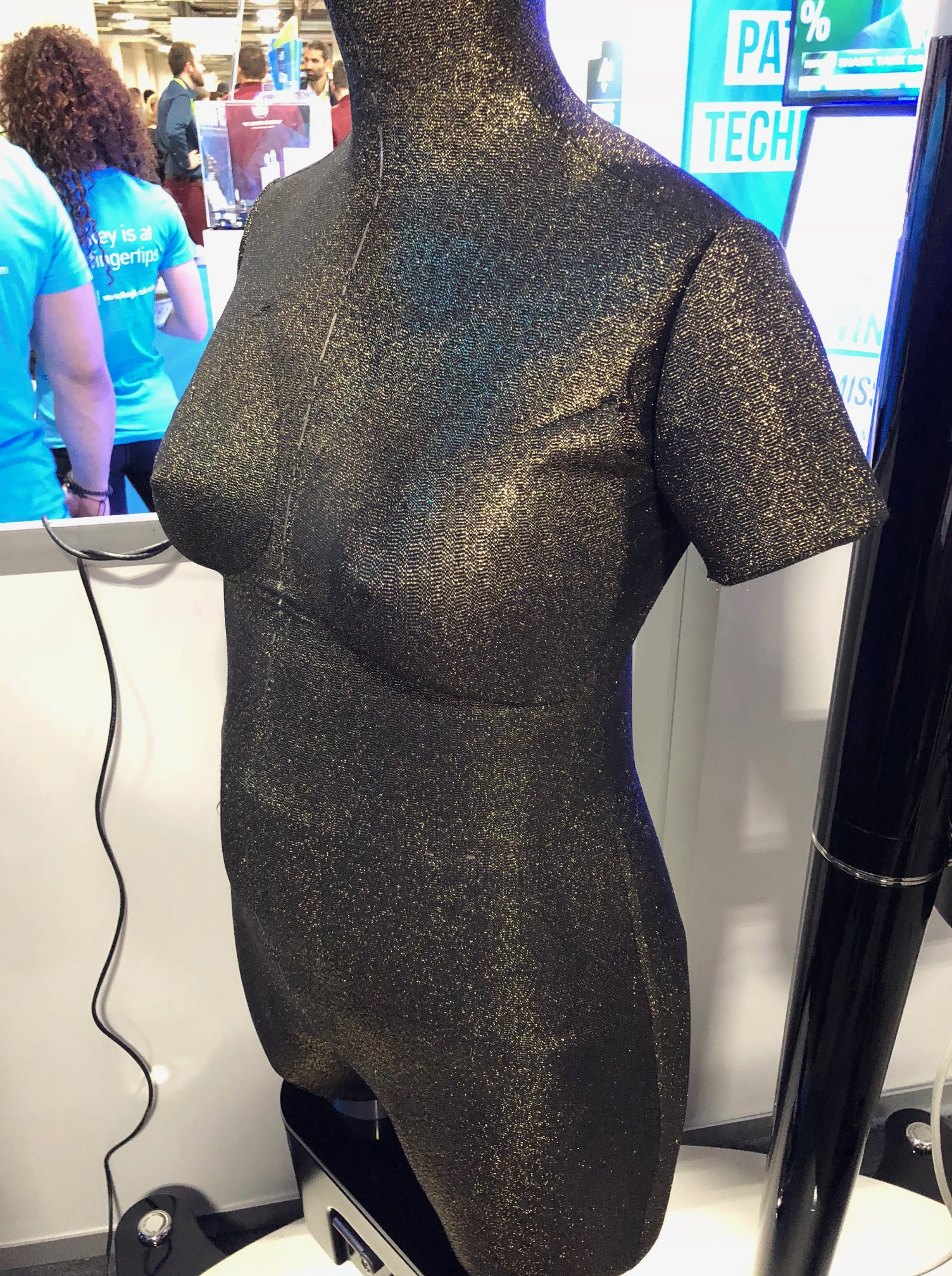 Euveka's robot mannequin, shown at CES 2018, can adjust its size to fit different body types. (Lisa Eadicicco)