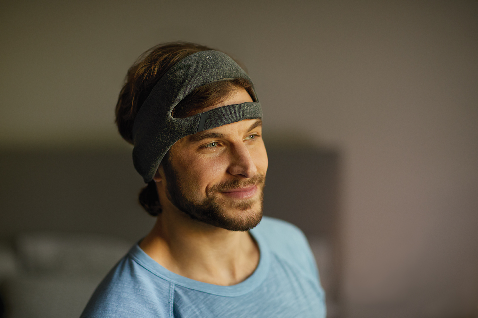 The Philips SmartSleep headset emits tonal frequencies to help you get the most out of your sleep. (Cwenar Studios)