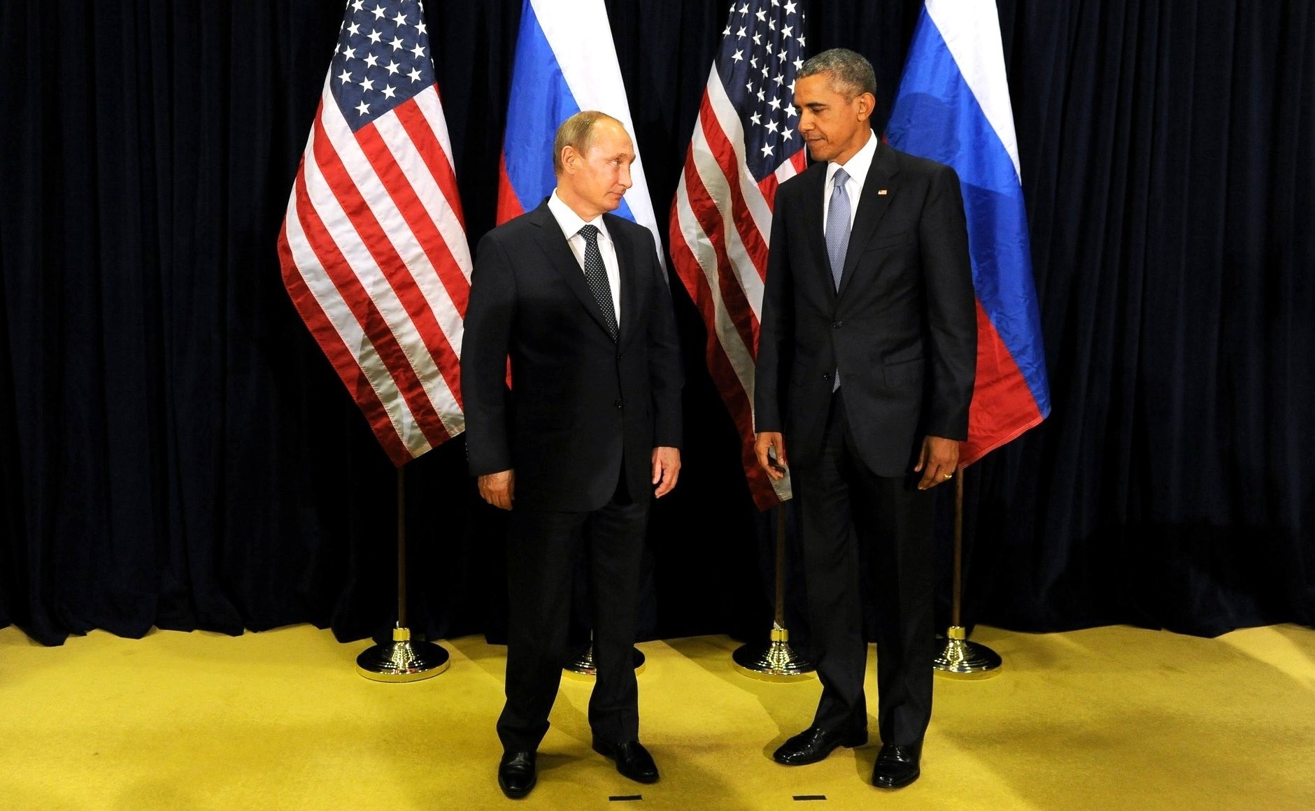 Russia's President Vladimir Putin (L) and then U.S. President Barack Obama met after the 70th session of the United Nations General Assembly in New York on Sept. 28, 2015 (Anadolu Agency—Getty Images)