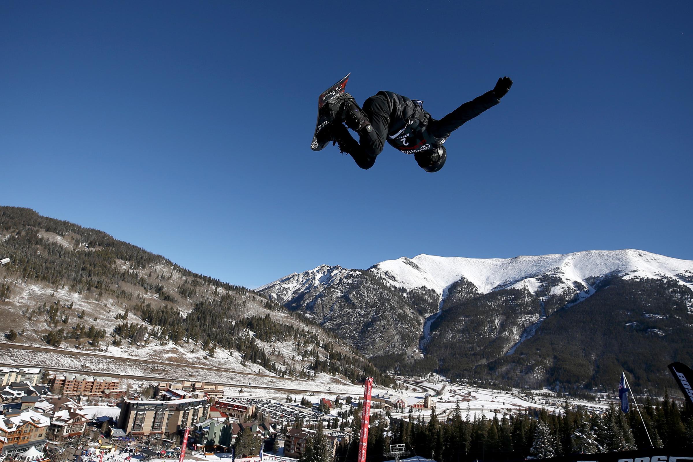 Shaun White of the United States competes in the finals of the FIS Snowboard World Cup 2018 Men's Snowboard Halfpipe in Copper Mountain, Colo., on Dec. 9, 2017.