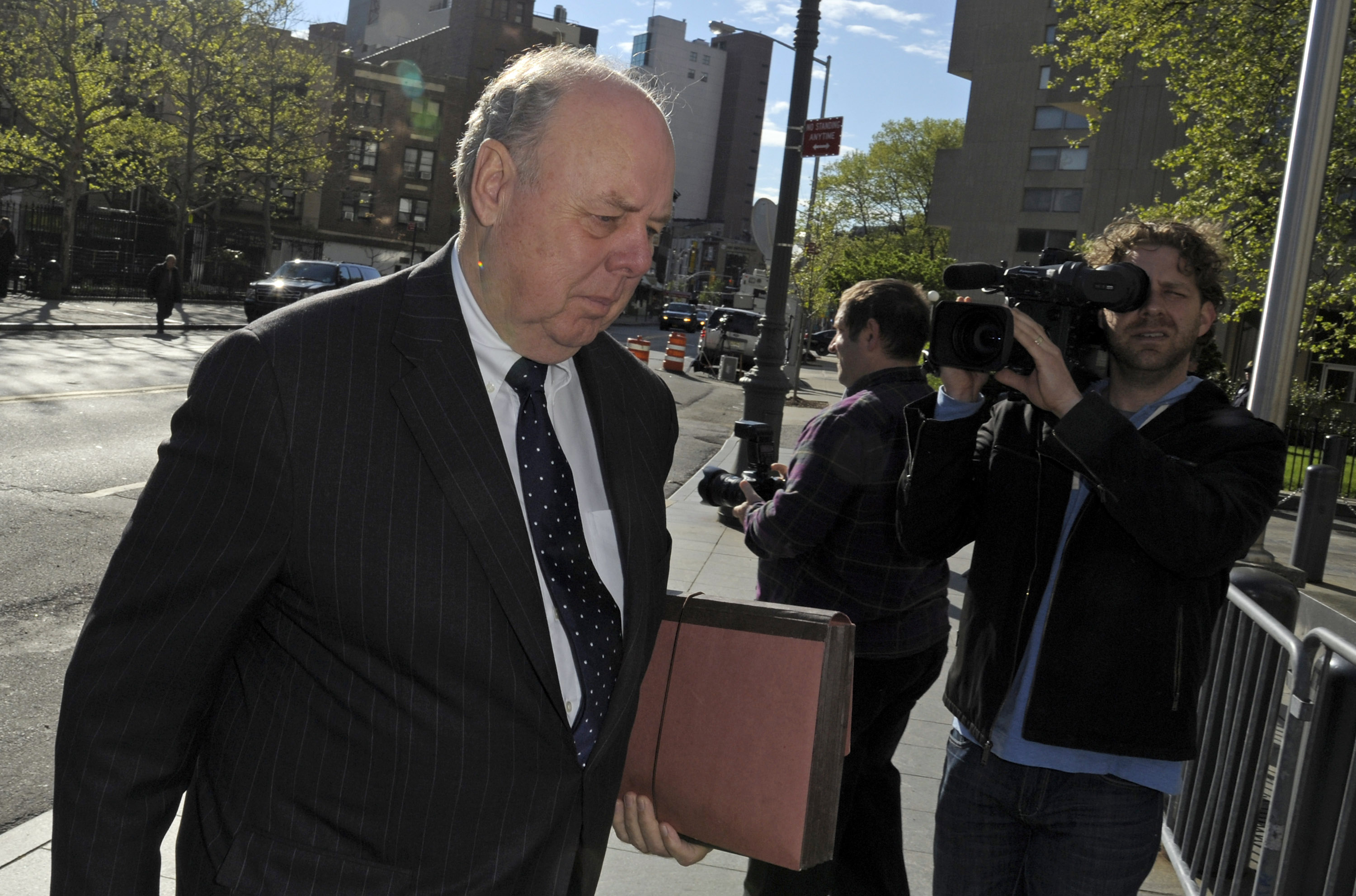 John Dowd, lead attorney for Raj Rajaratnam, co-founder of Galleon Group LLC, enters federal court  in New York, U.S., on Thursday, May 5, 2011.