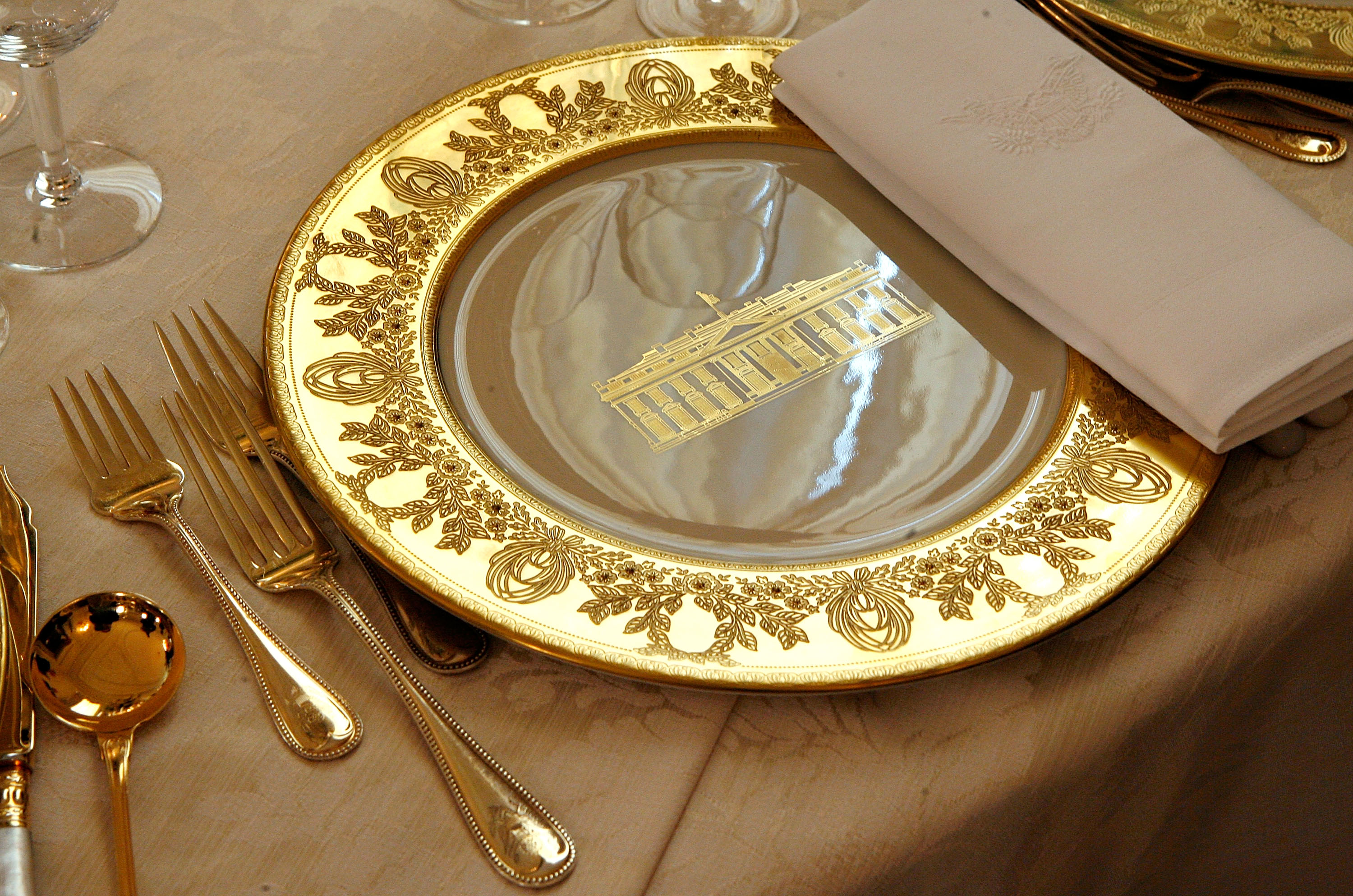The Clinton china will be used for the state dinner in honor of French President Emmanuel Macron (Chip Somodevilla—Getty Images)