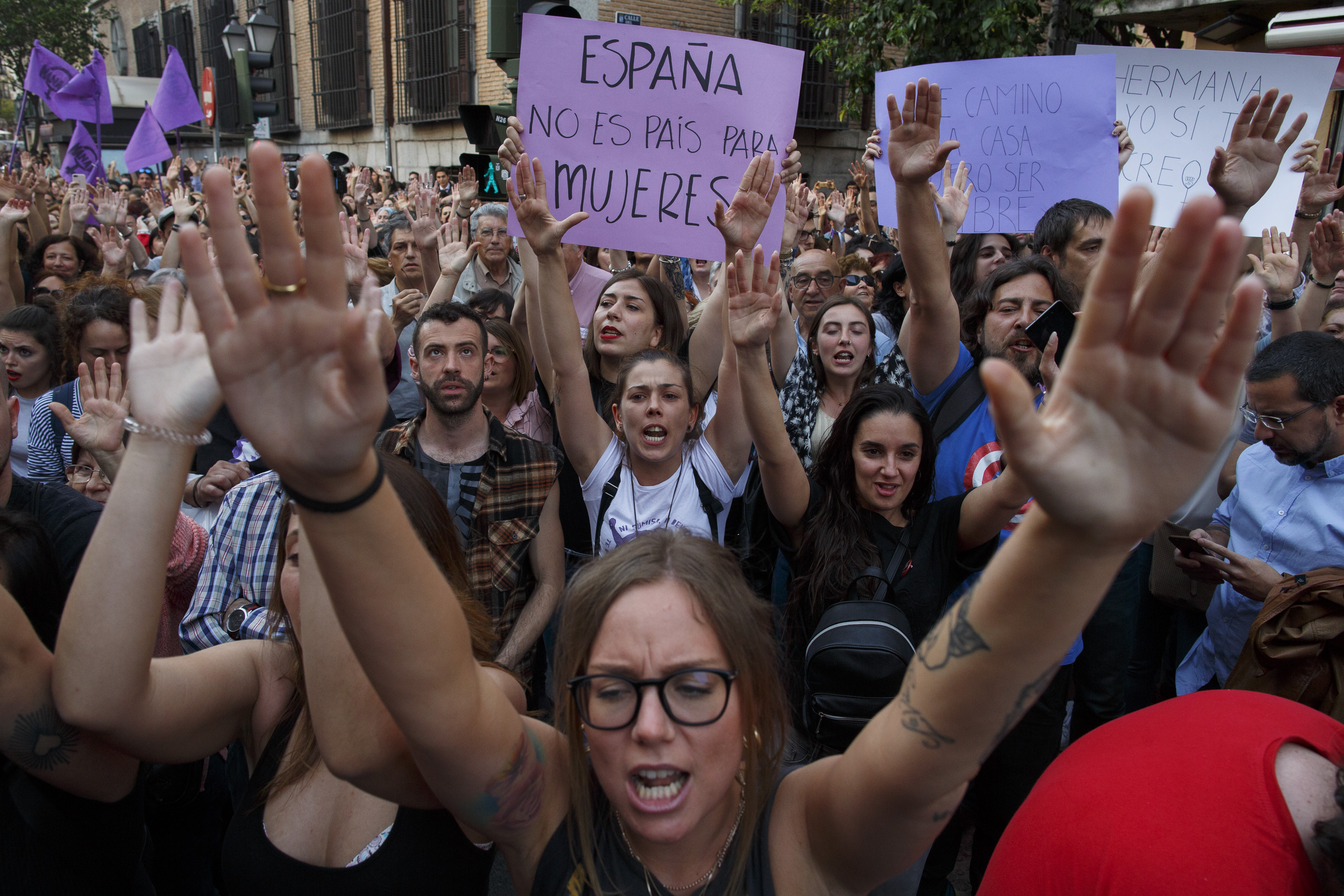 A protester holds a placard reading 'Spain is not a country for women' during a demonstration against the verdict of the 'La Manada' (Wolf Pack) gang case outside the Minister of Justice in Madrid, Spain on April 26, 2018. (Pablo Blazquez Dominguez—Getty Images)