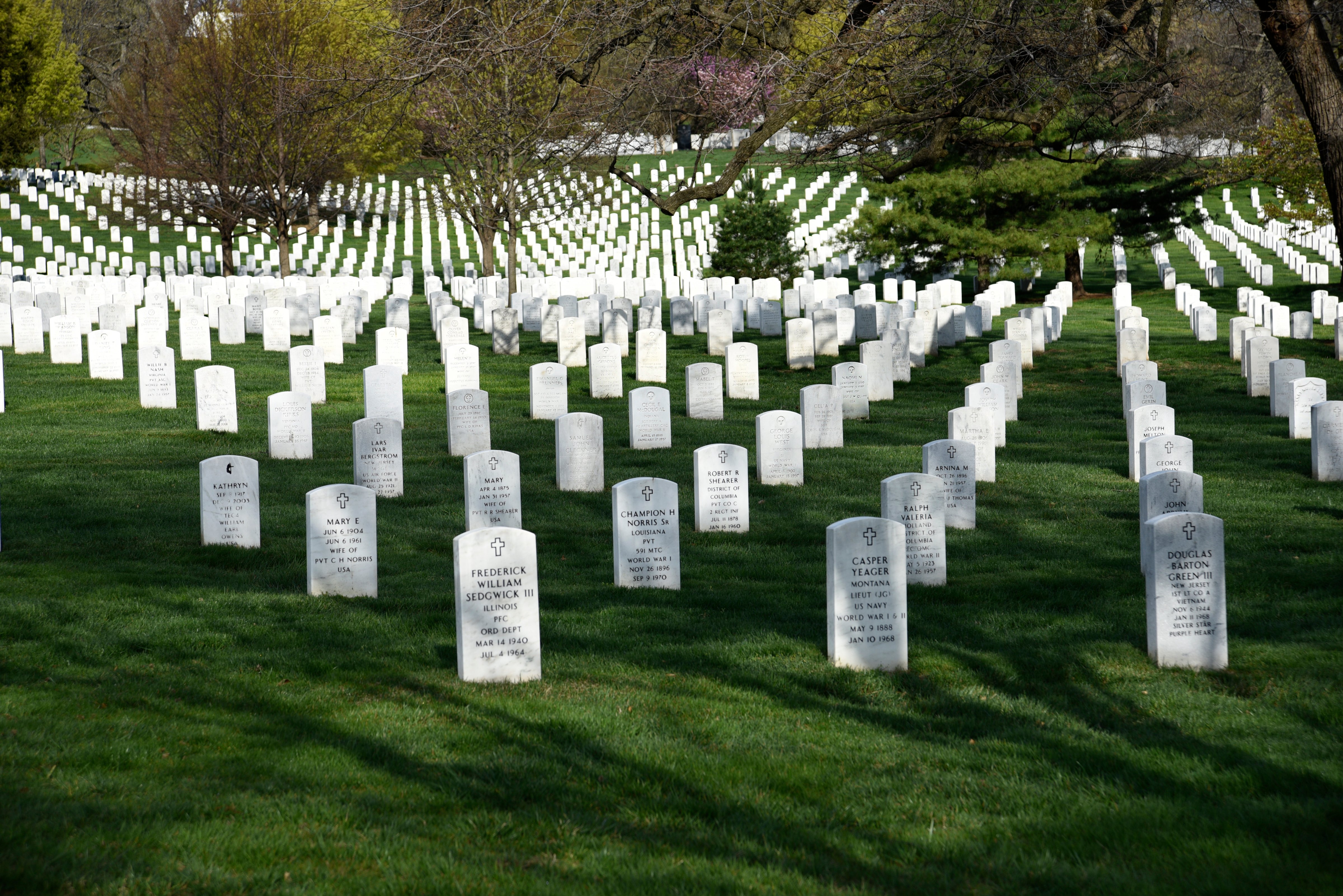 The graves of U.S. veterans and their spouses fill Arlington National Cemetery near Washington, D.C. (Robert Alexander—Geetty Images)