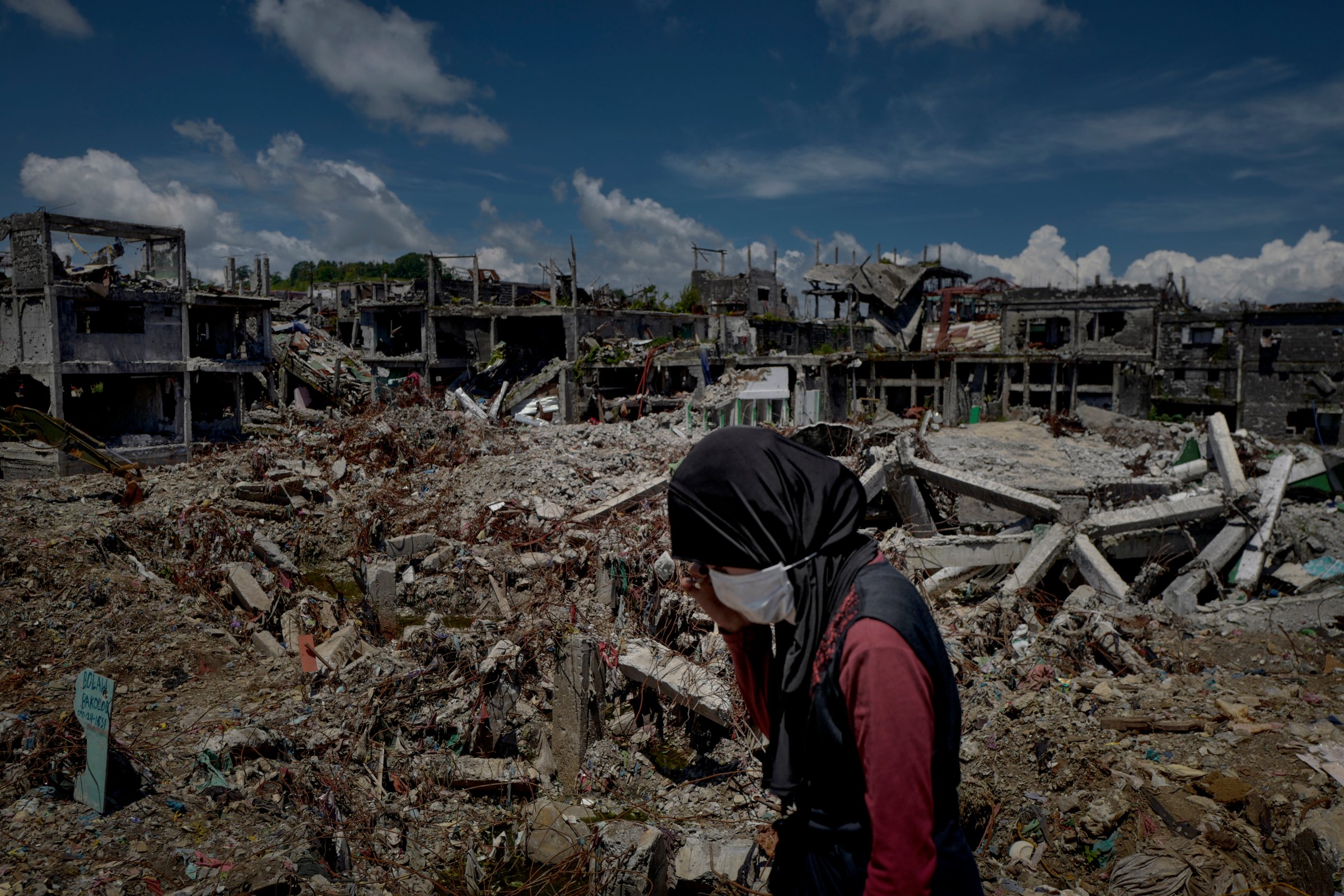 Filipino Muslims Remain In Limbo One Year Since The Attack On Marawi