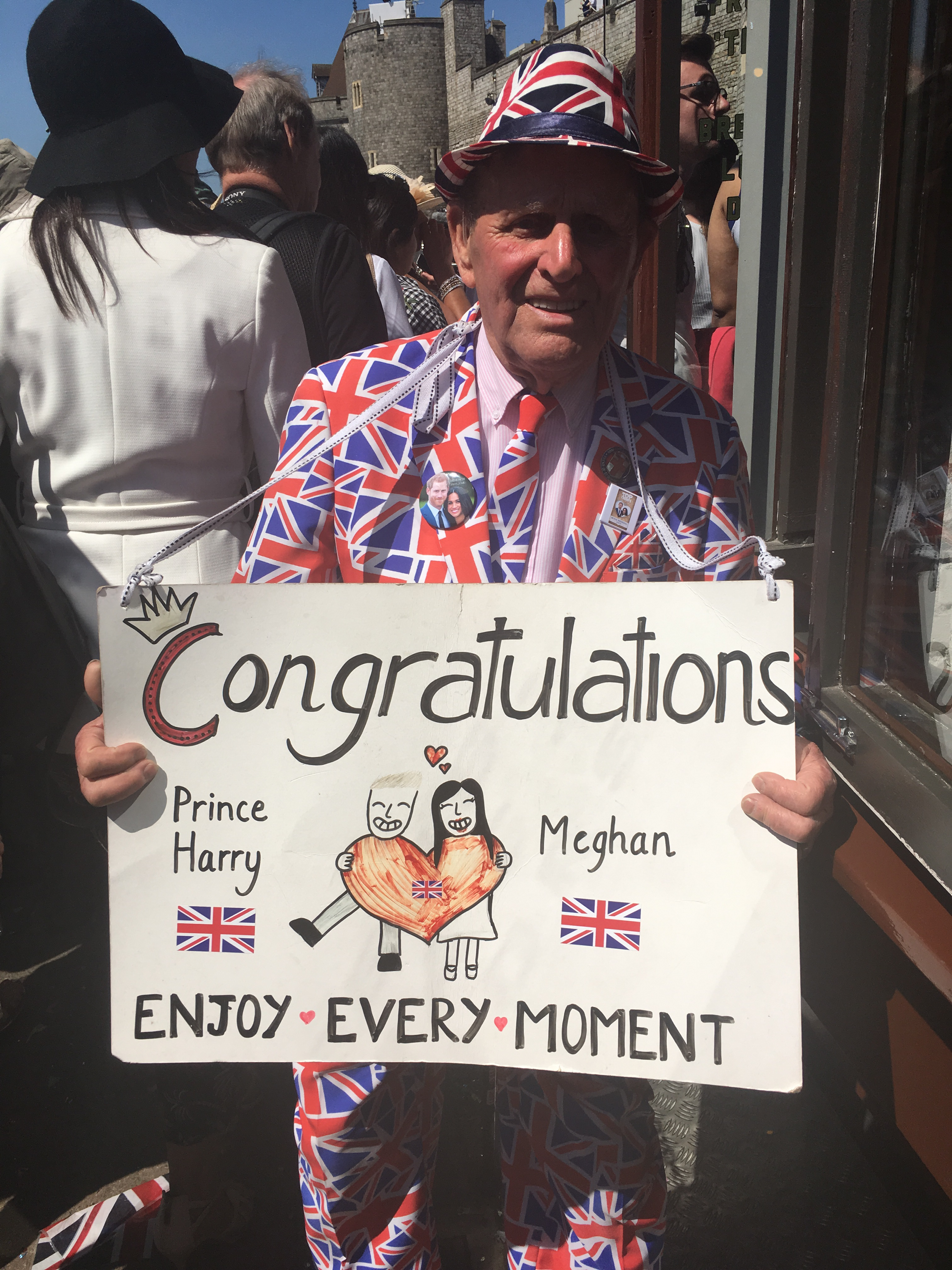 Long-term royal fan Terry Hutt, 83, in Windsor following the wedding of Prince Harry and Meghan Markle, on May 19 2018. (Kate Samuelson—TIME)
