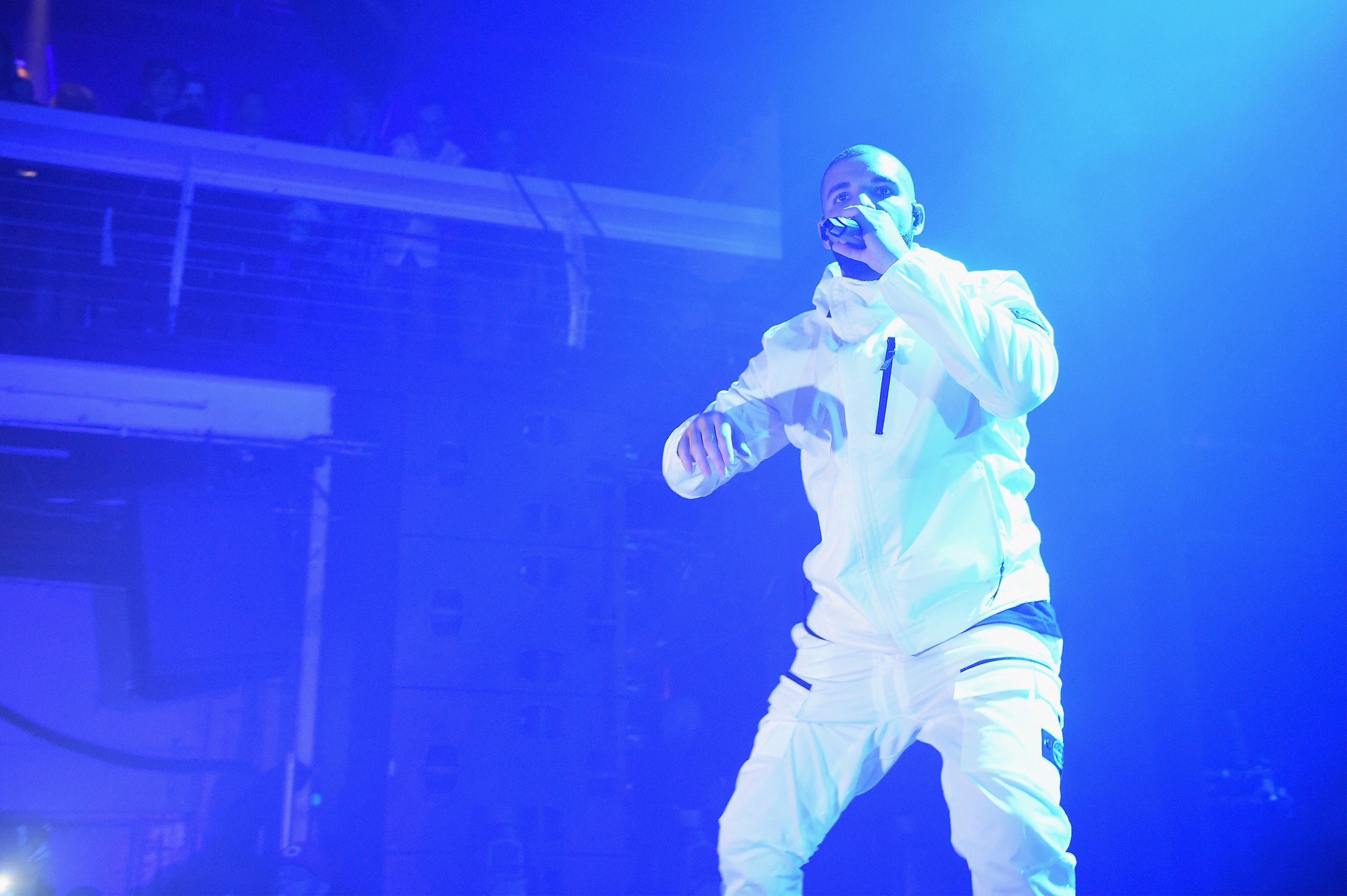 Drake Performing May 2017