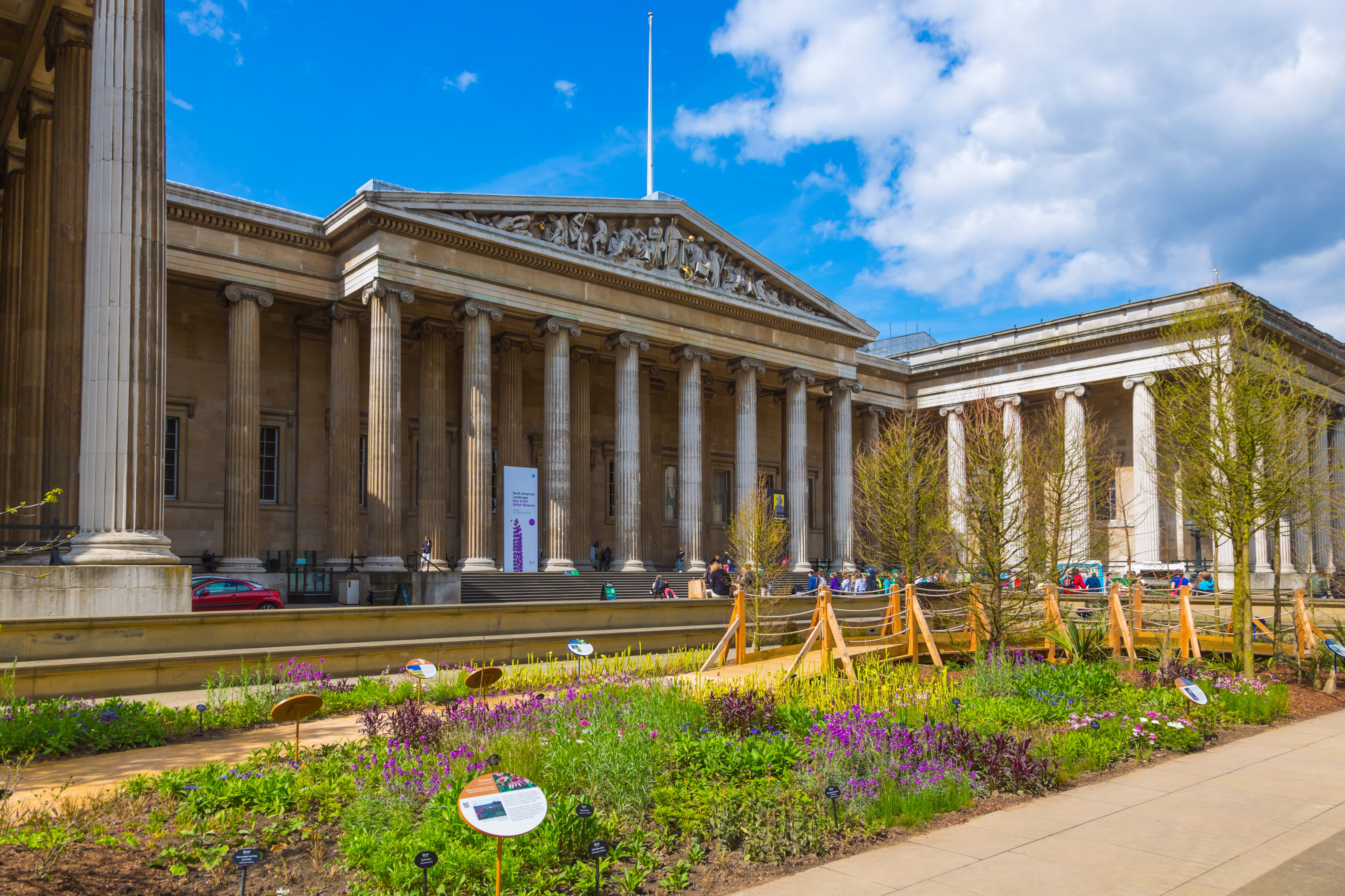 Courtyard of the British Museum in London, England, United Kingdom. (Pawel Libera—Getty Images/VisitBritain RM)