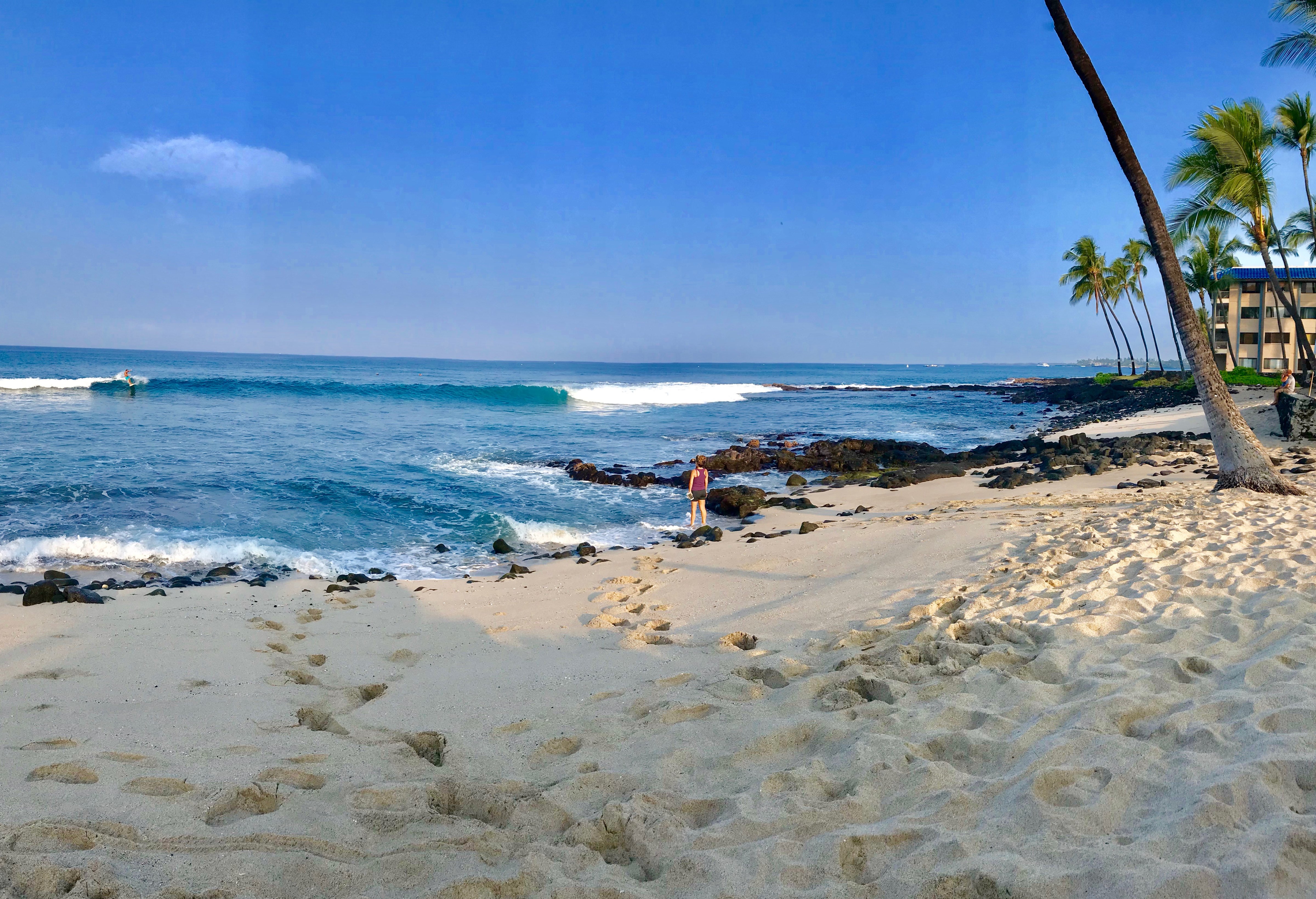 The beach at Kailua-Kona remains empty, awaiting the return of the Norwegian Cruise Line, Pride of America. (Maggie Brown, Owner of Body Glove Cruises)