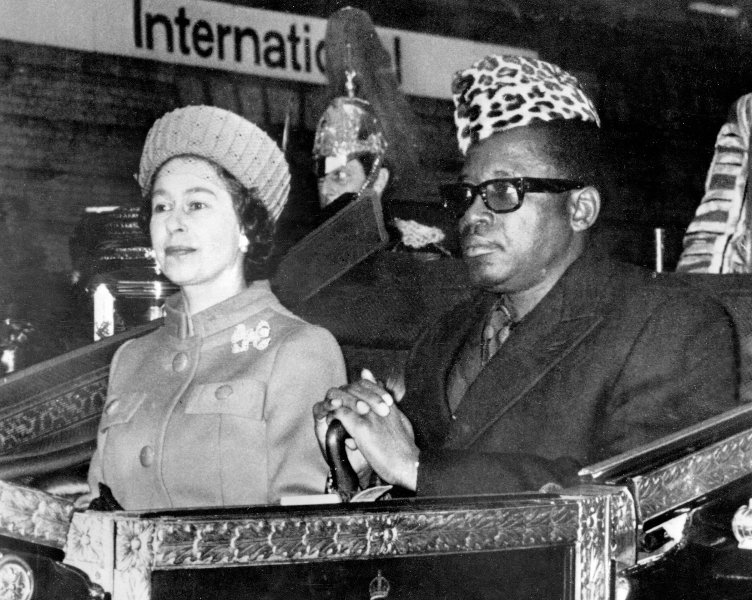 Former Zairean president Mobutu Sese Seko with Britain's Queen Elizabeth II in December 1973. (AFP—Getty Images)