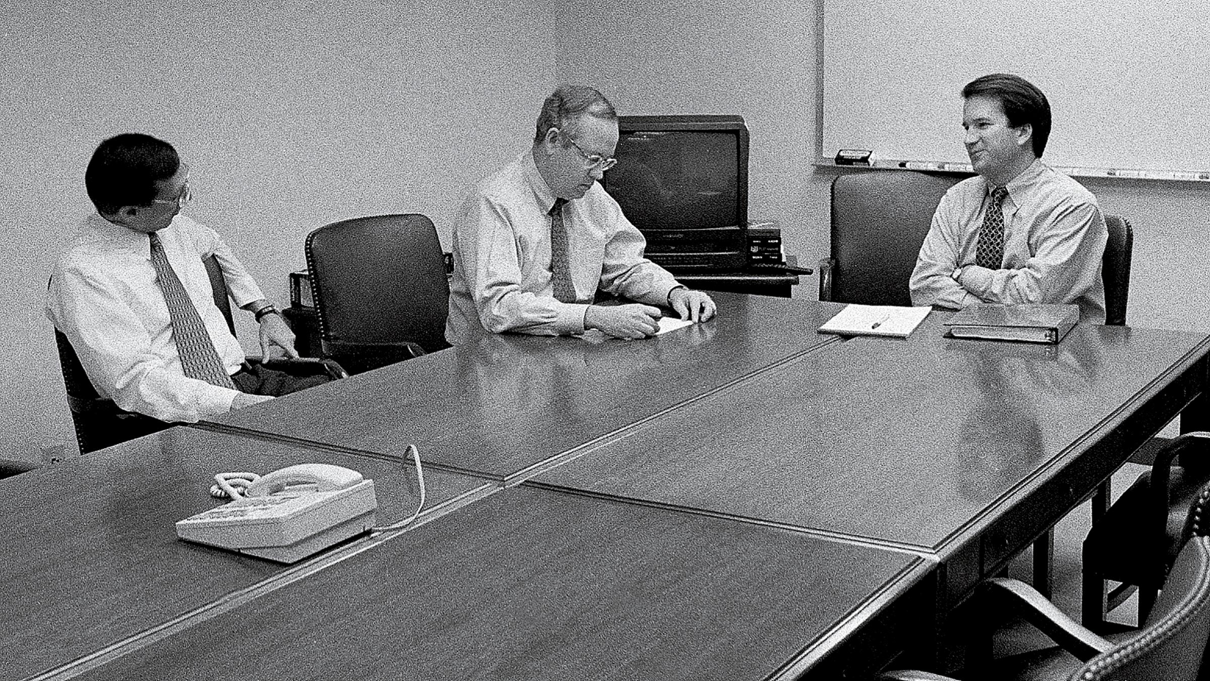 Kavanaugh with Kenneth Starr during Whitewater