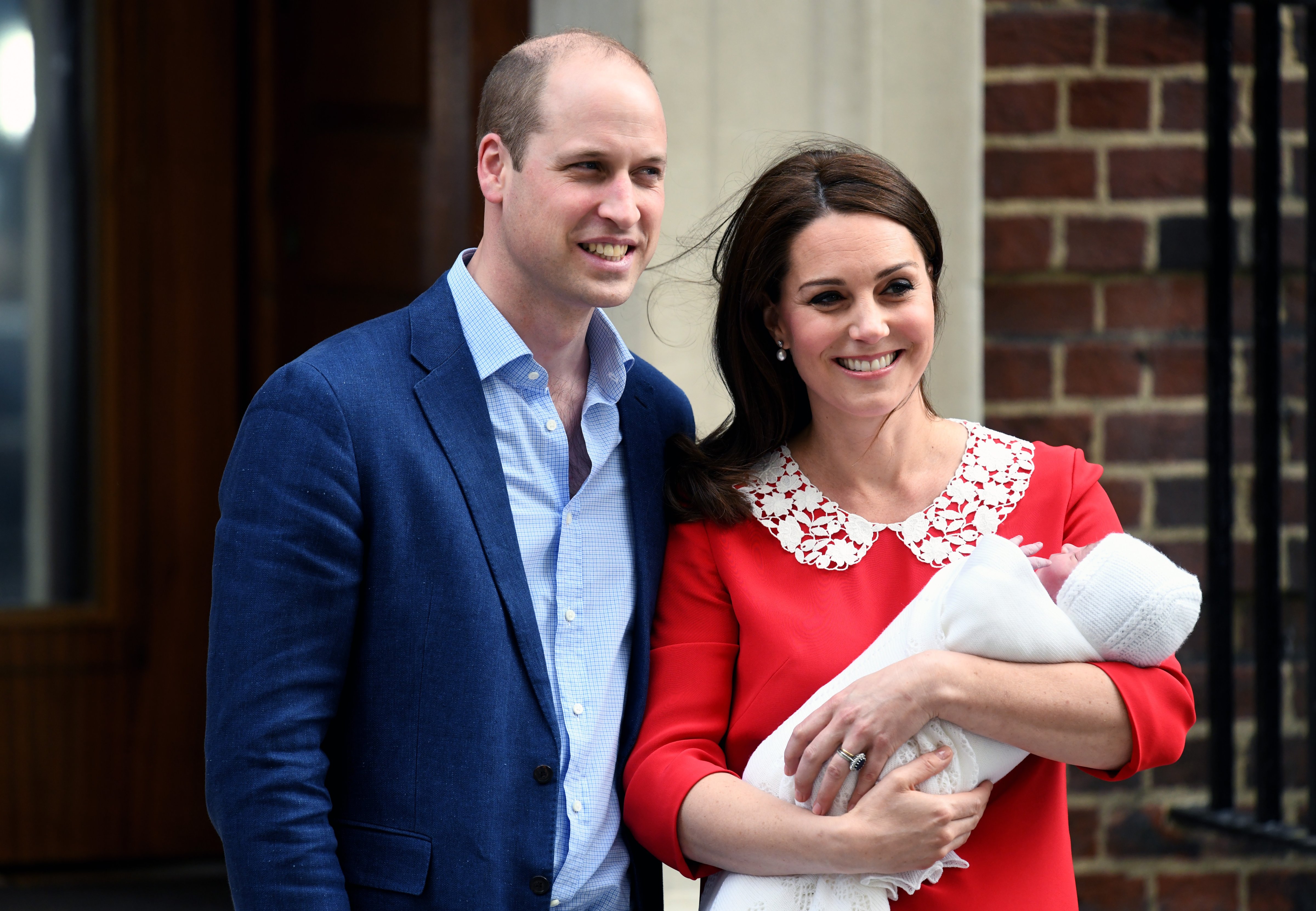Prince William, Duke of Cambridge and Catherine, Duchess of Cambridge leave St. Mary's Hospital with their newborn son Prince Louis of Cambridge. (Anwar Hussein—WireImage)