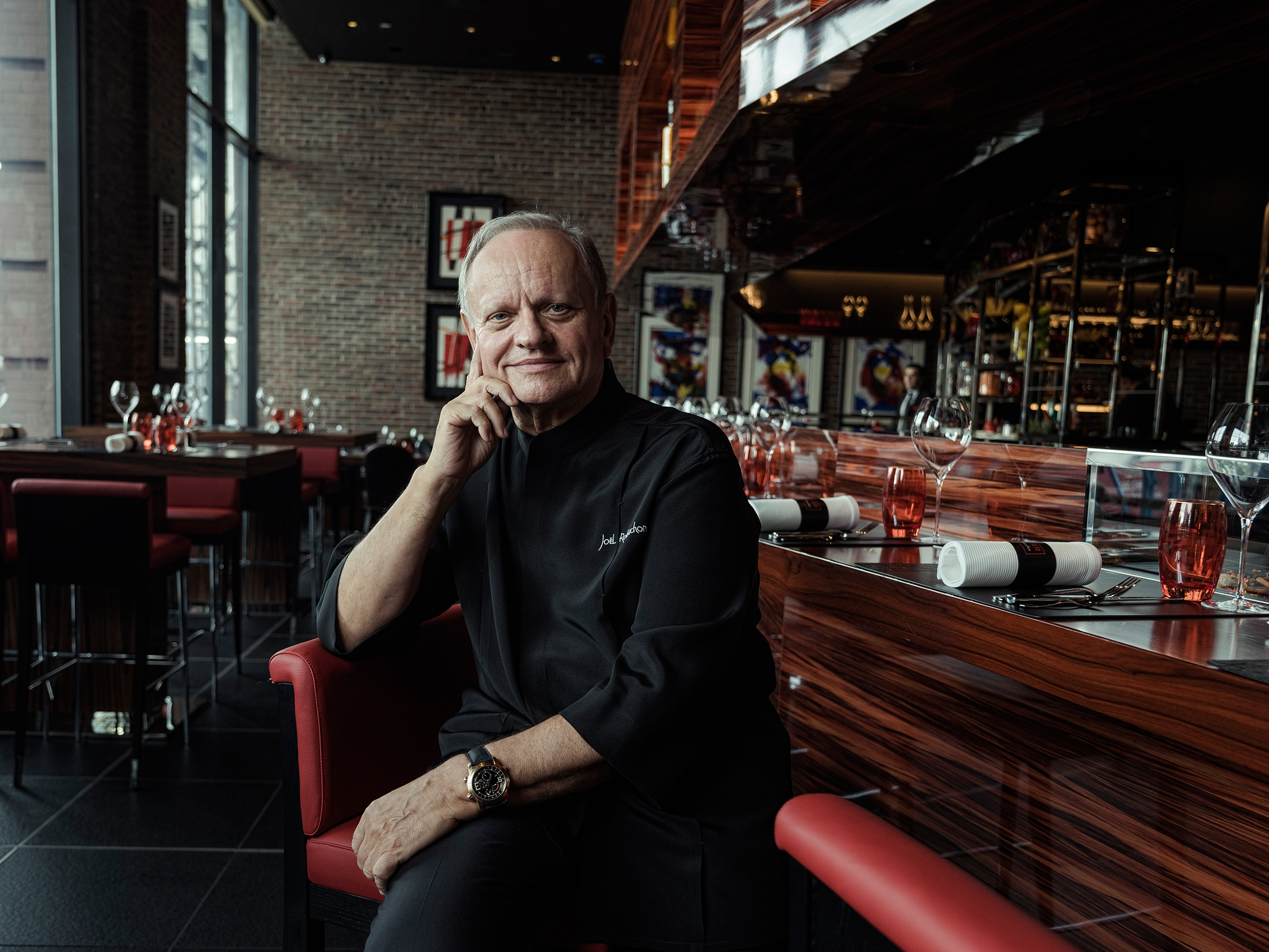 Robuchon at his restaurant L’Atelier de Joël Robuchon in Manhattan, on Oct. 23, 2017; the chef reached 32 Michelin stars (Sasha Maslov—The New York Times/Redux)