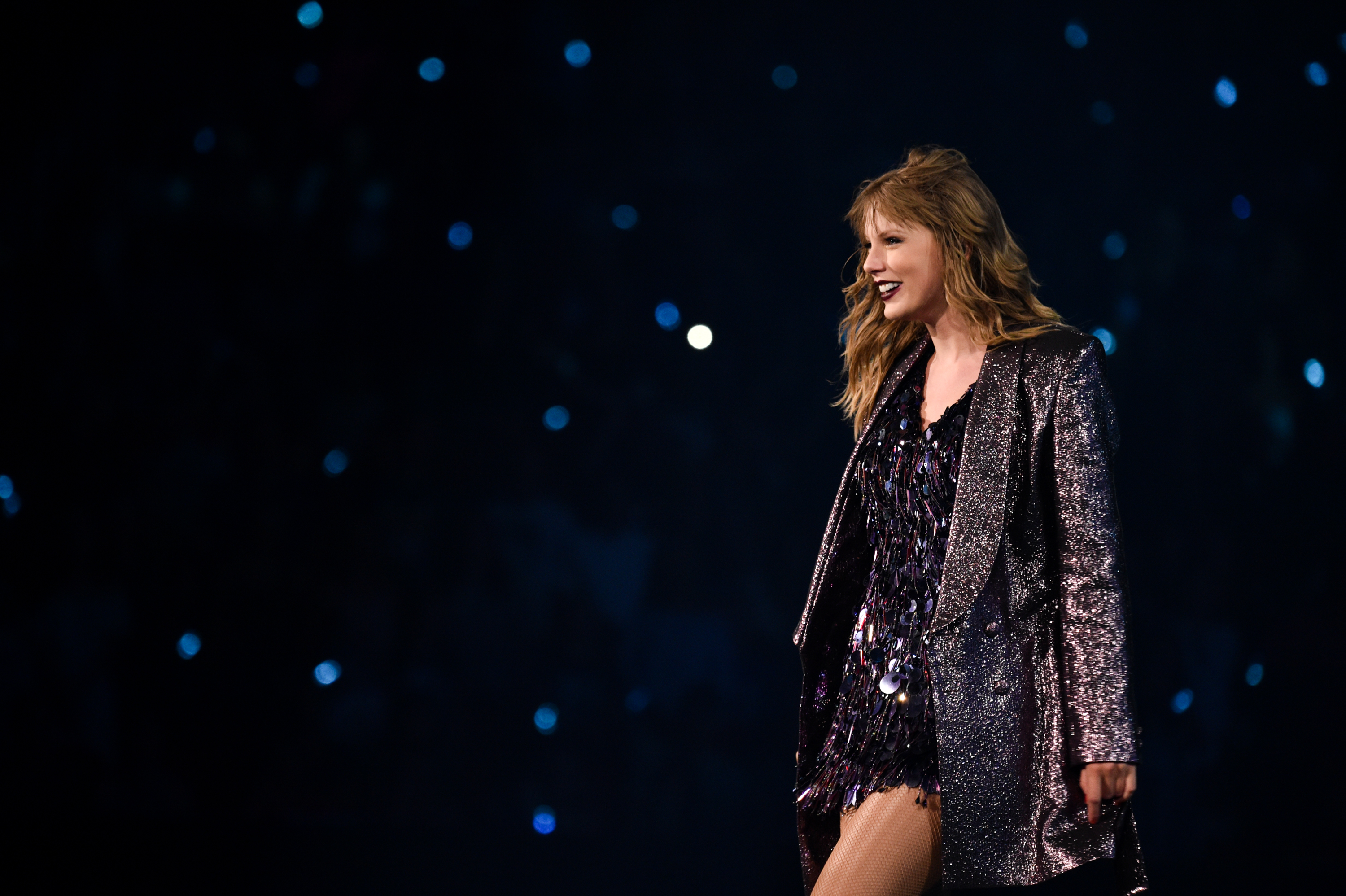 Taylor Swift performs onstage during the Taylor Swift reputation Stadium Tour at Mercedes-Benz Stadium on August 11, 2018 in Atlanta, Georgia.  (Photo by John Shearer/TAS18/Getty Images for TAS) (John Shearer/TAS18&mdash;Getty Images for TAS)
