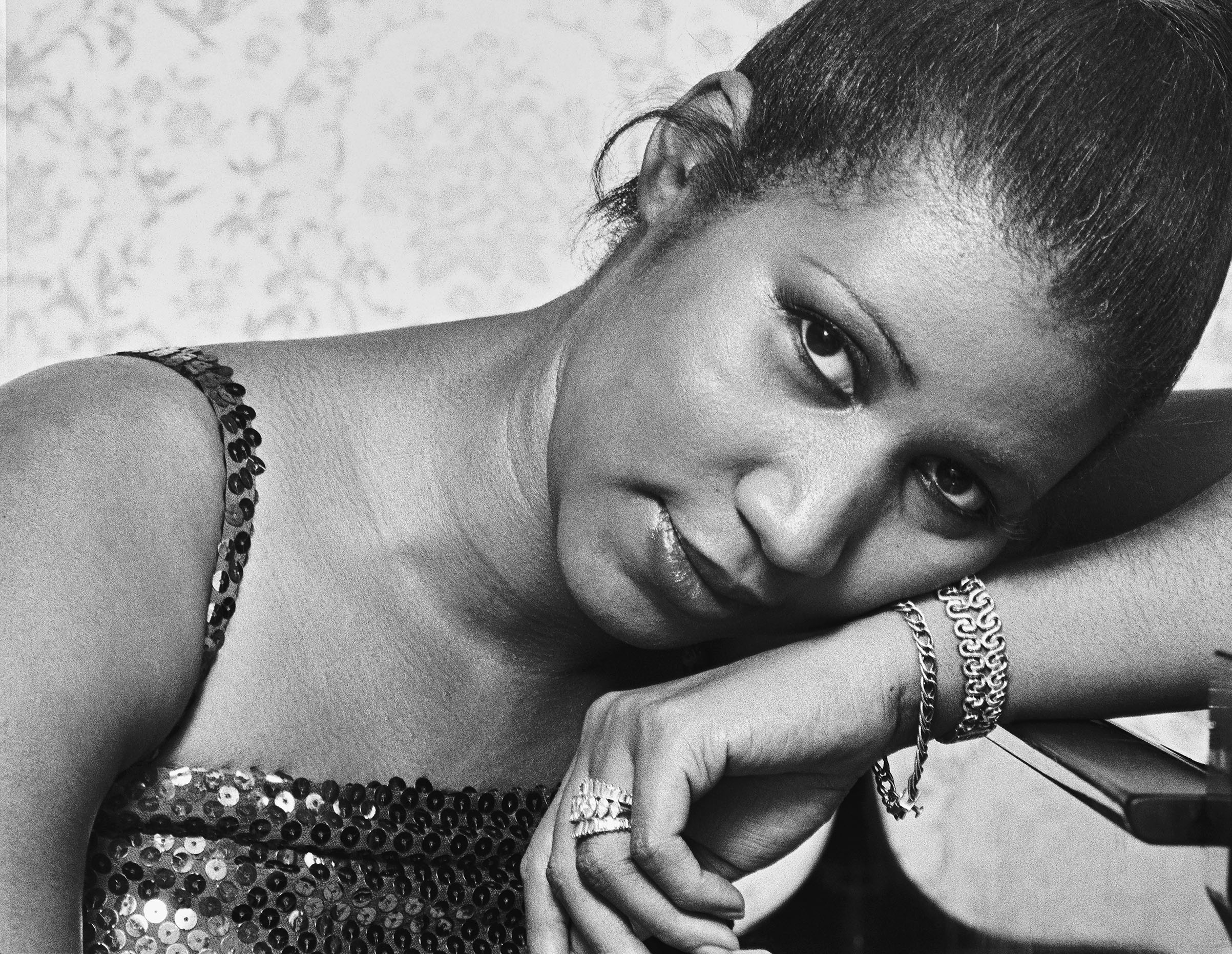 Singer Aretha Franklin, photographed at her Los Angeles home in 1977. (Bruce W. Talamon—Courtesy of TASCHEN)