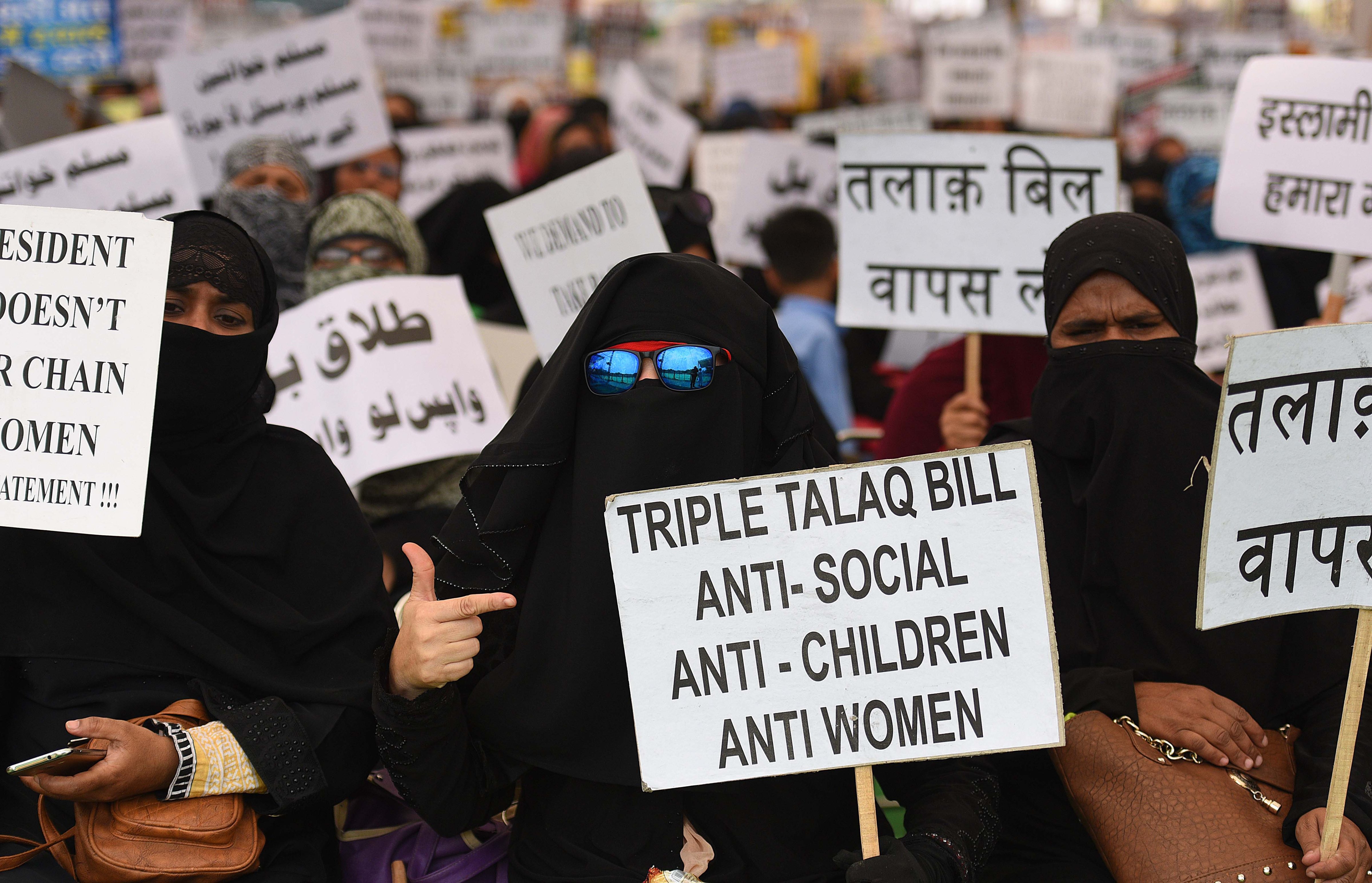 Muslim women protest against the triple talaq bill passed by the Lok Sabha at Ramlila Ground in New Delhi, India on April 4, 2018. (Raj K Raj—Hindustan Times/Getty Images)