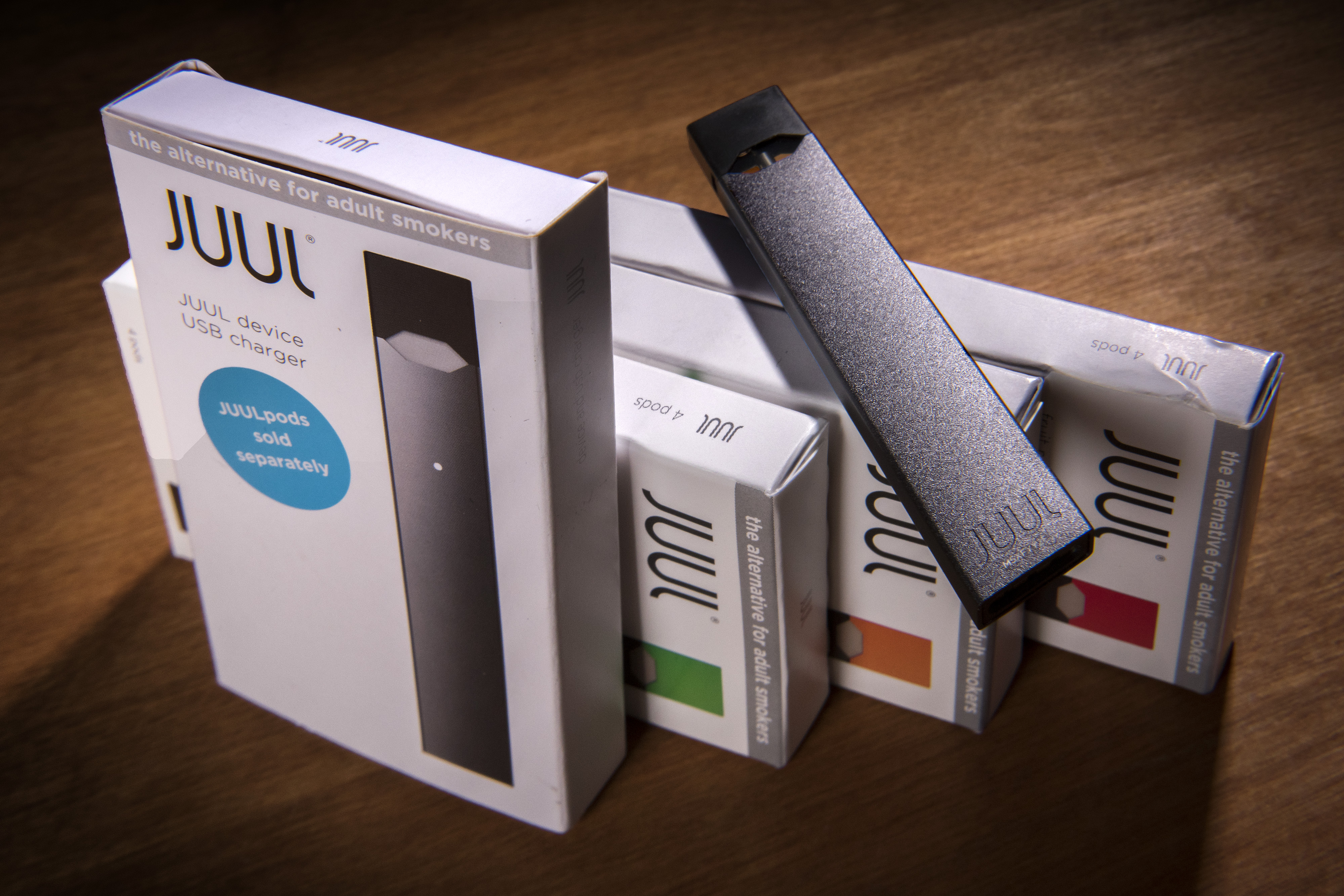 A Juul vaping system with accessory pods in varying flavors on May, 02, 2018 in Washington, DC. (The Washington Post&mdash;The Washington Post/Getty Images)