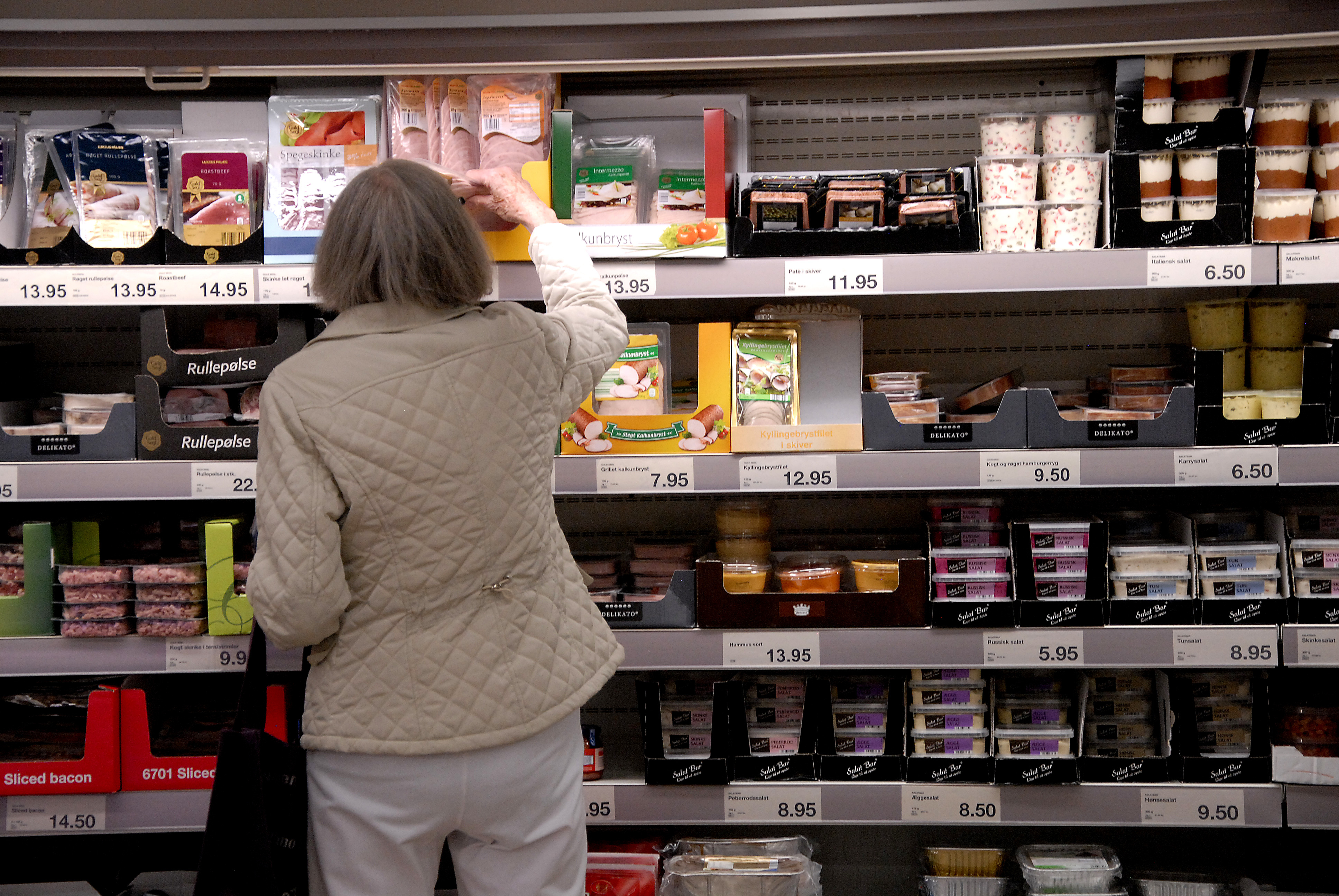 A shopper browses at a grocery store in Copenhagen, Denmark on July 19, 2015. (Francis Dean—Corbis/ Getty Images)