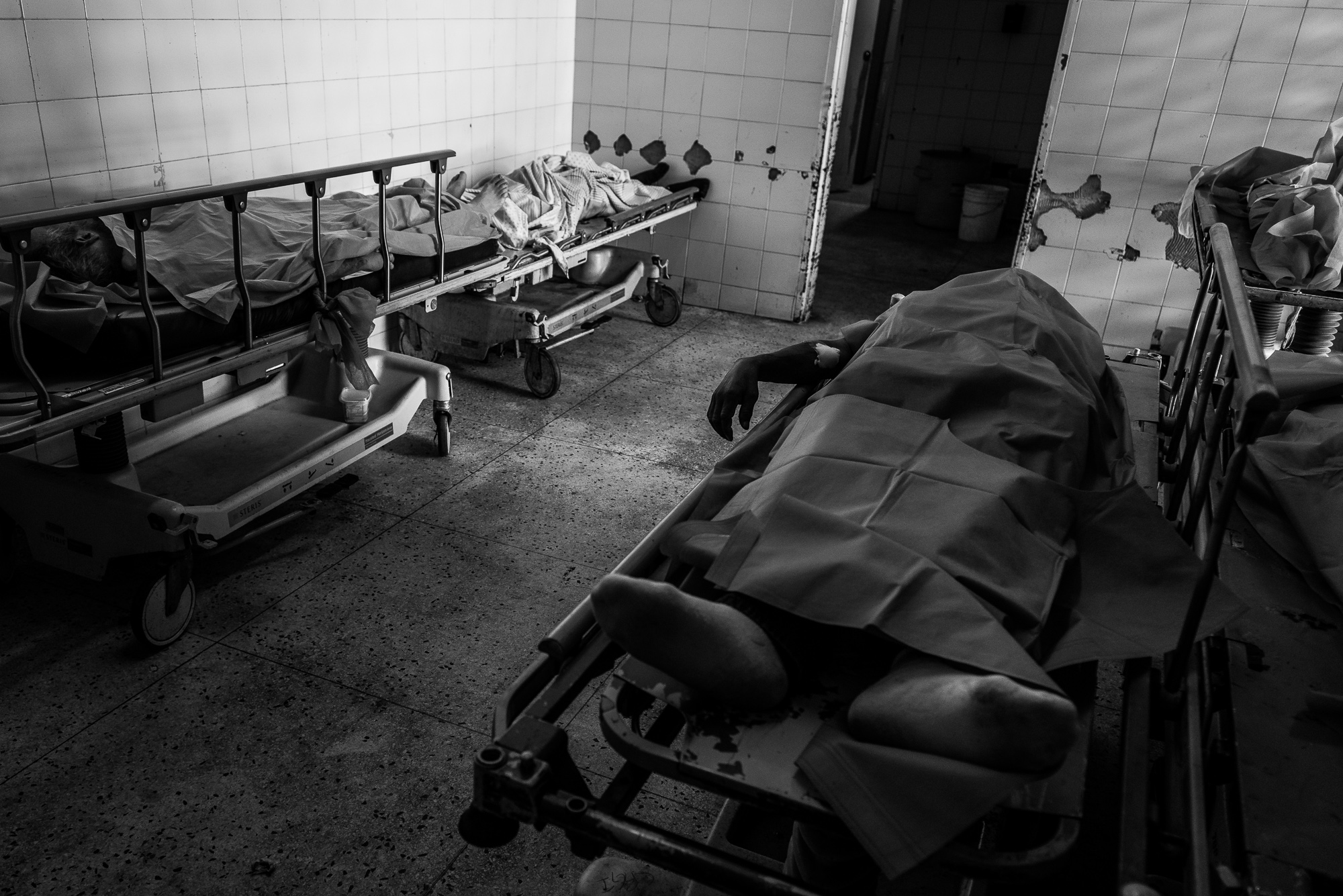 Corpses at the Perez Carreño Hospital morgue. According to the Venezuelan Observatory of Violence, there were over 26,616 homicides in 2017. (Ignacio Marin)