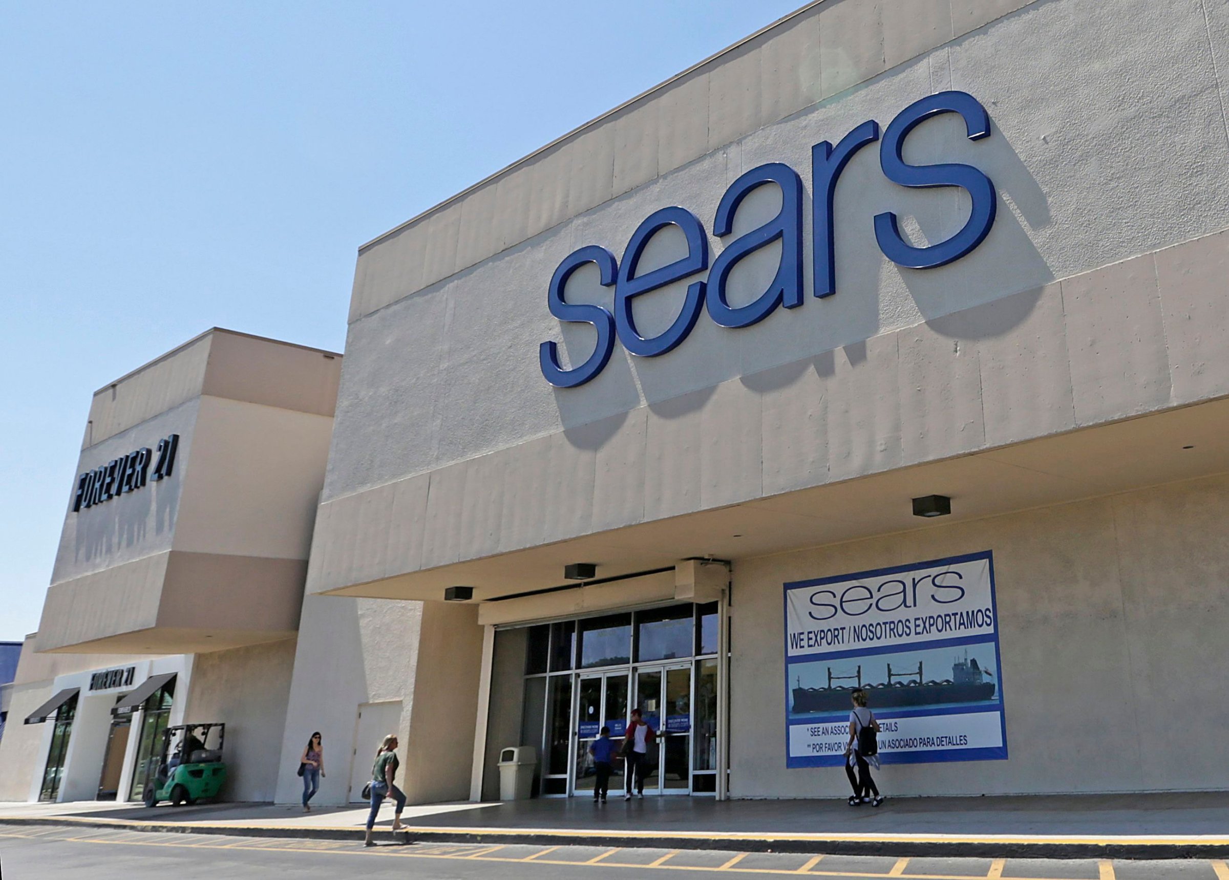 Earns-Sears Holdings, Hialeah, USA - 11 May 2017