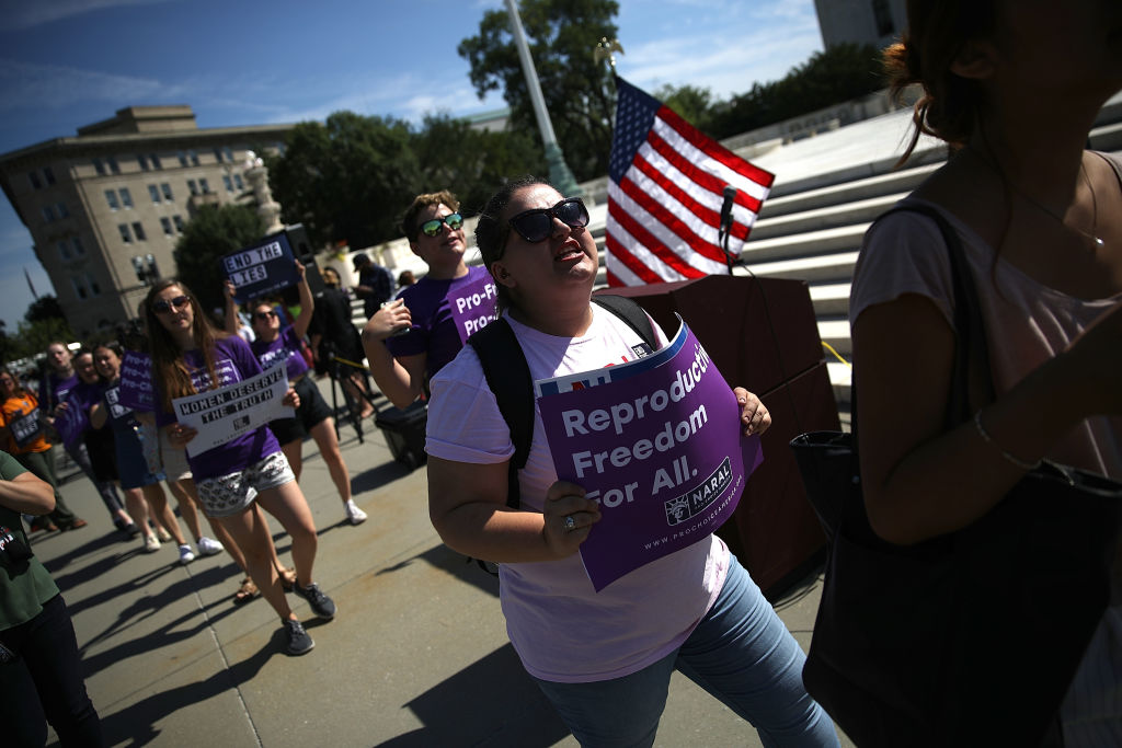 Supporters of women's rights protest outside the U.S. Supreme Court on June 26, 2018 in Washington, DC. (Getty Images)