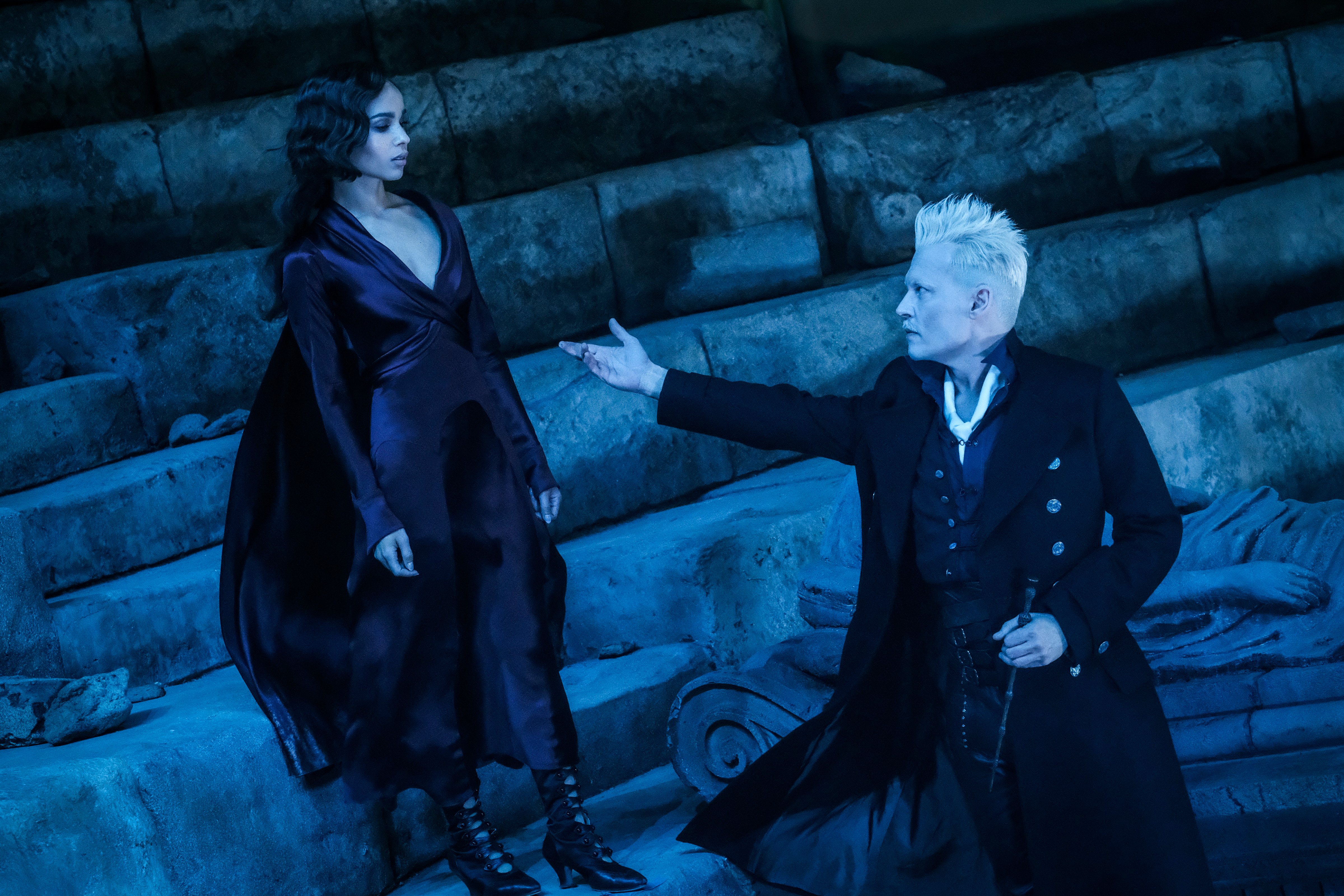 Zoë Kravitz and Johnny Depp in <i>Fantastic Beasts: The Crimes of Grindelwald</i> (Warner Bros.)