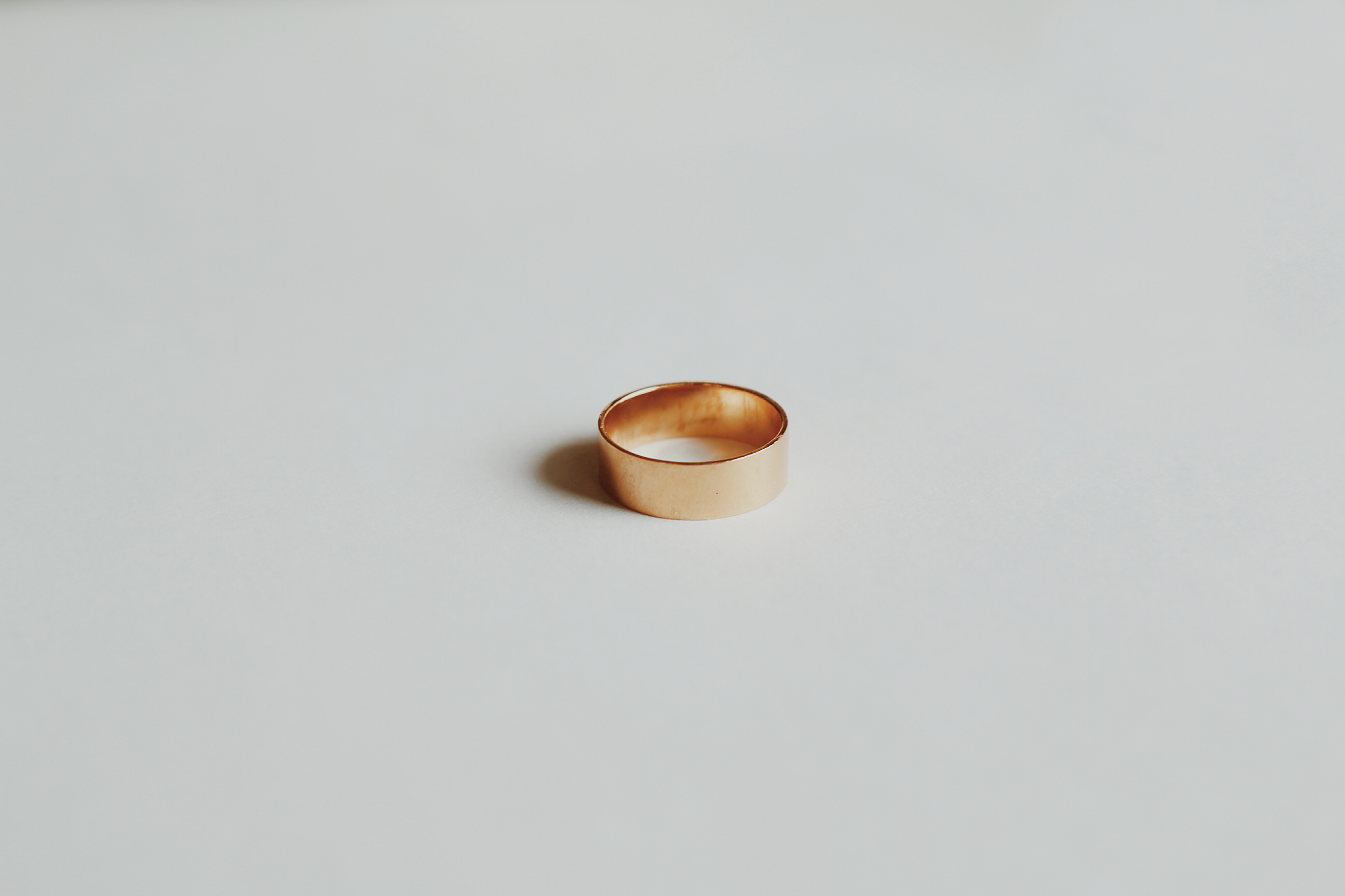 divorce-wedding-ring