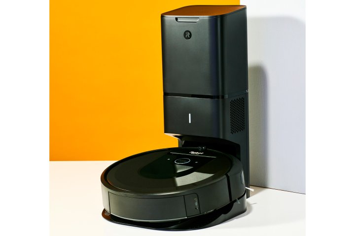 https://api.time.com/wp-content/uploads/2018/11/irobot-roomba-i7-best-inventions-2018-58.jpg?w=720&quality=85