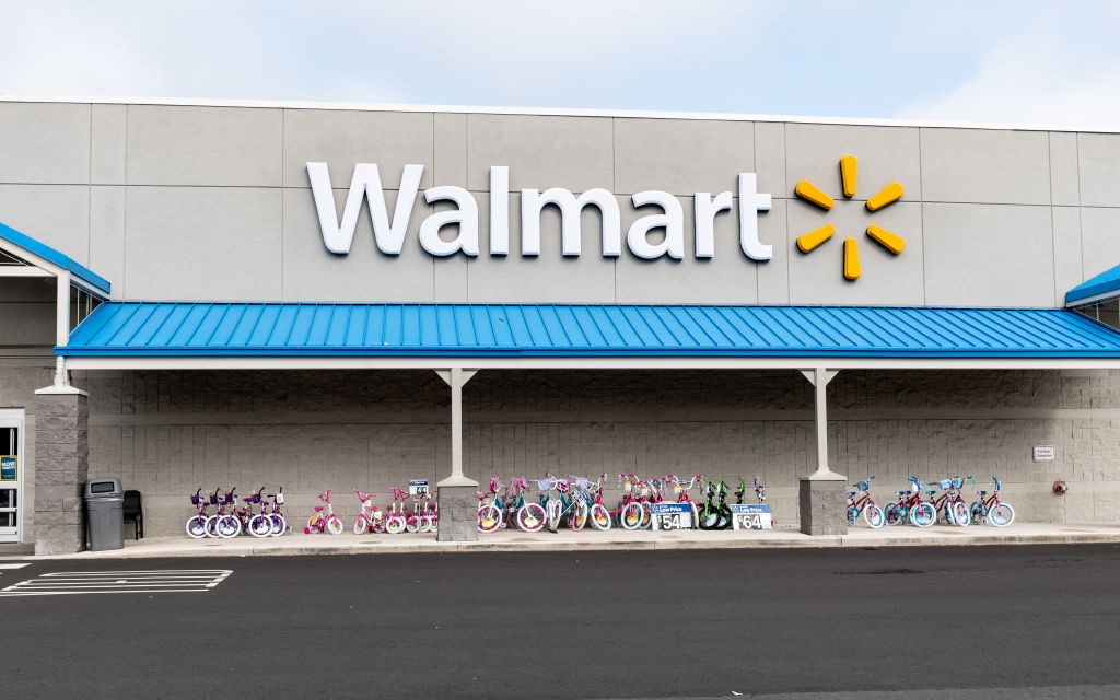 Walmart will be open on New Year's Eve and New Year's Day this year. (SOPA Images—LightRocket/Getty Images)