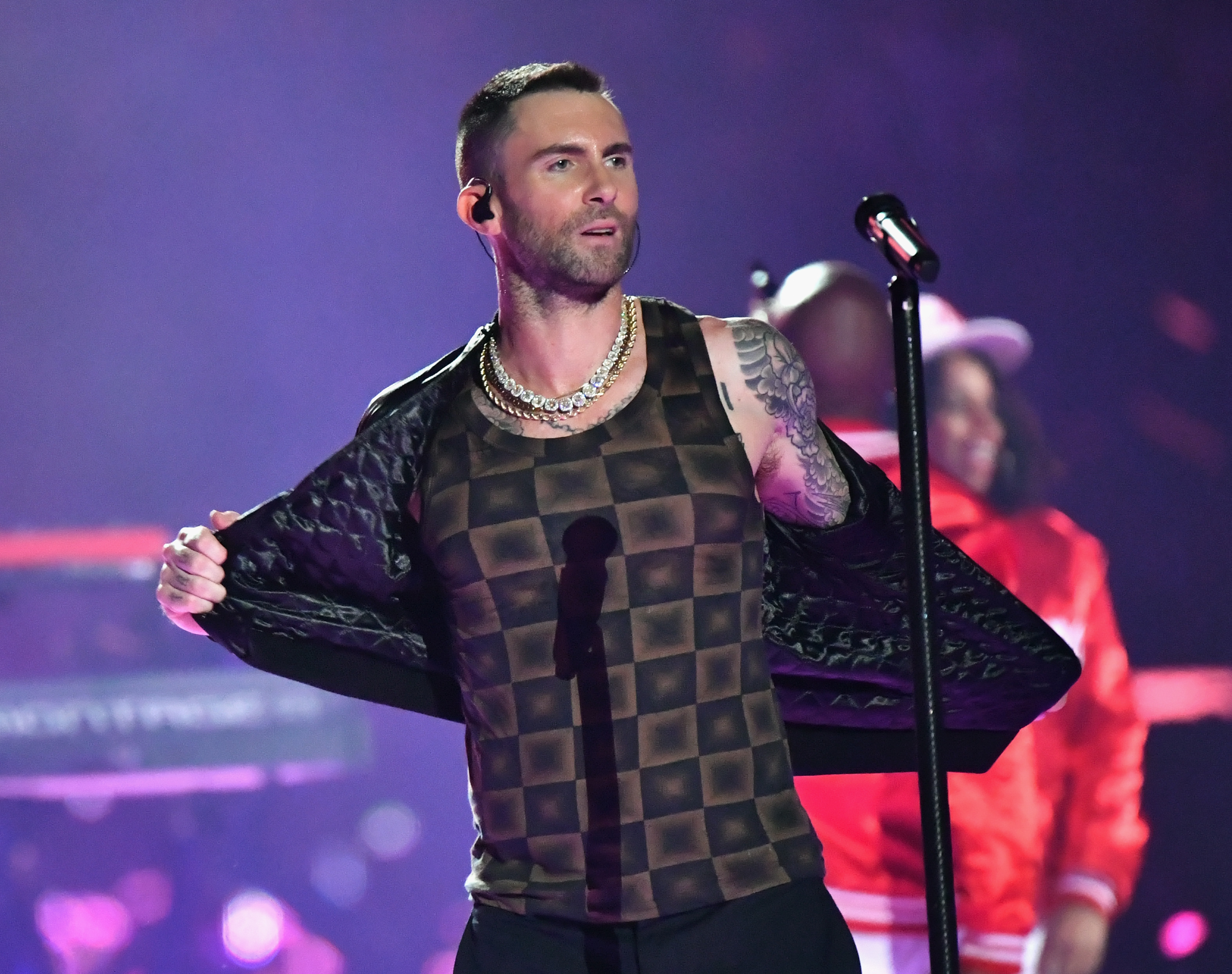 People Compare Adam Levine Super Bowl 2019 Shirt to Pillow | Time