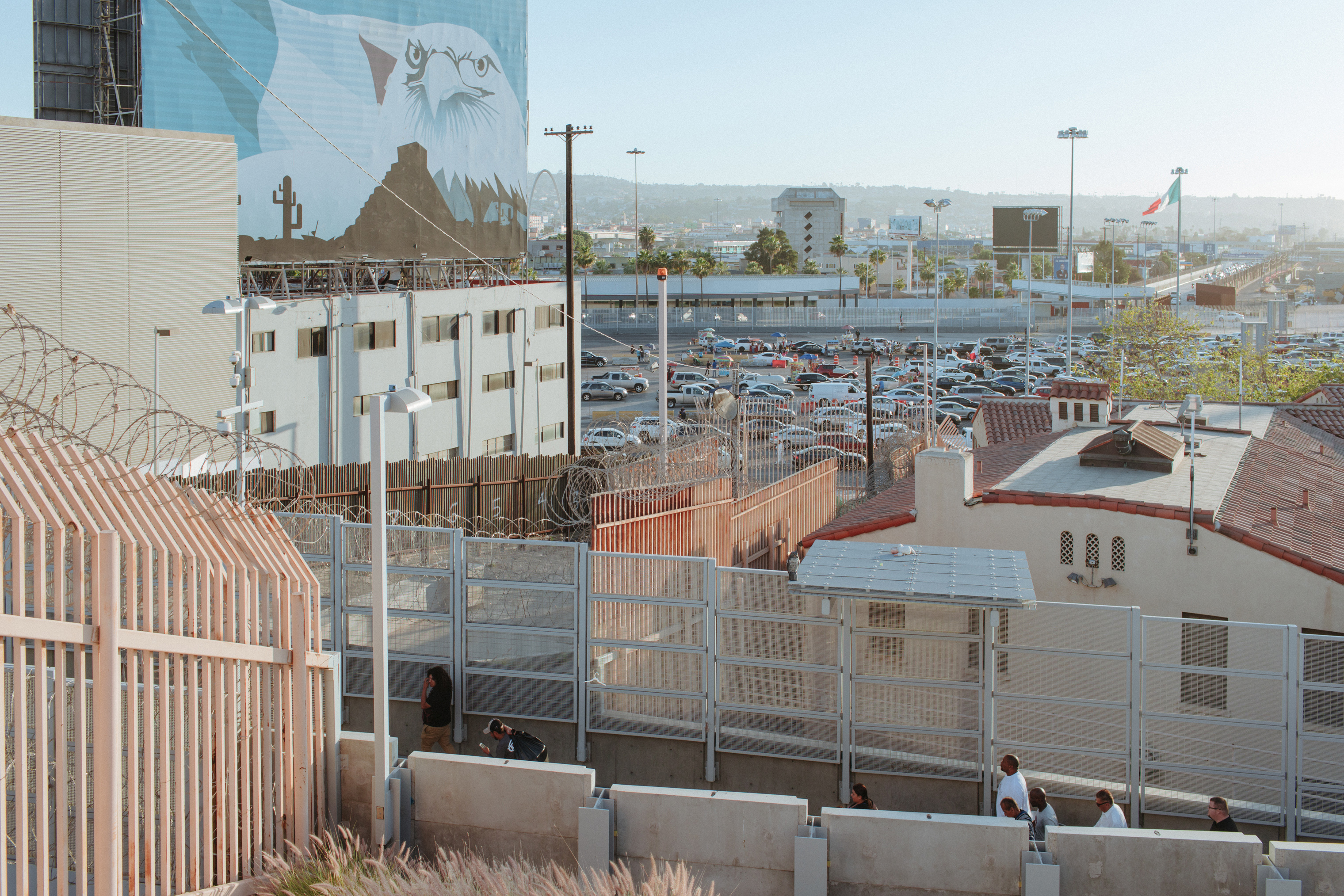 The San Ysidro Border is the largest crossing between San Diego and Tijuana. View from San Deigo, Calif. (Elliot Ross)