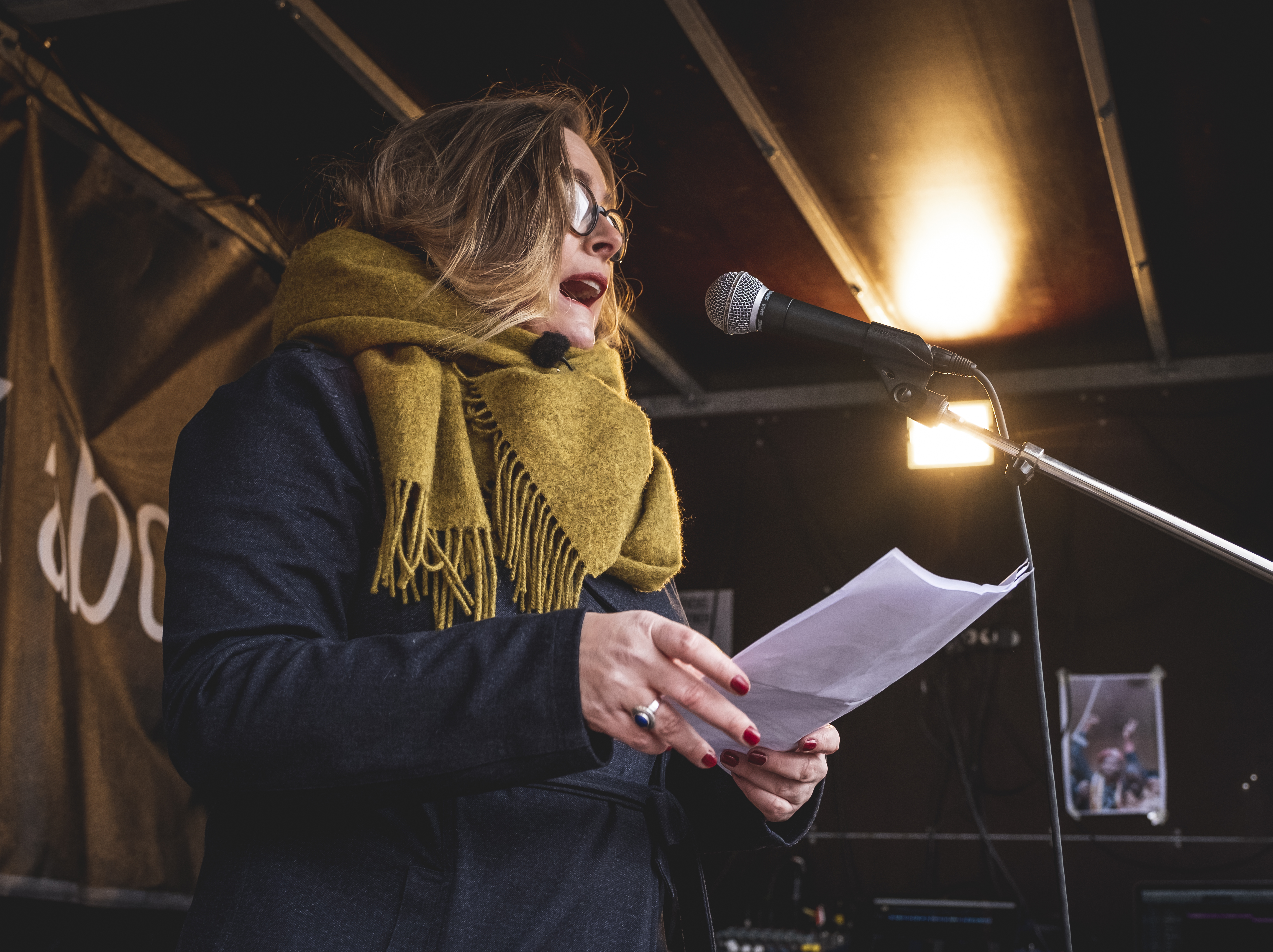 Rape survivor Kirstine Holst speaking at a consent demo in Denmark, campaigning with Amnesty to get the government to adopt consent based rape laws. (© Jonas Persson)